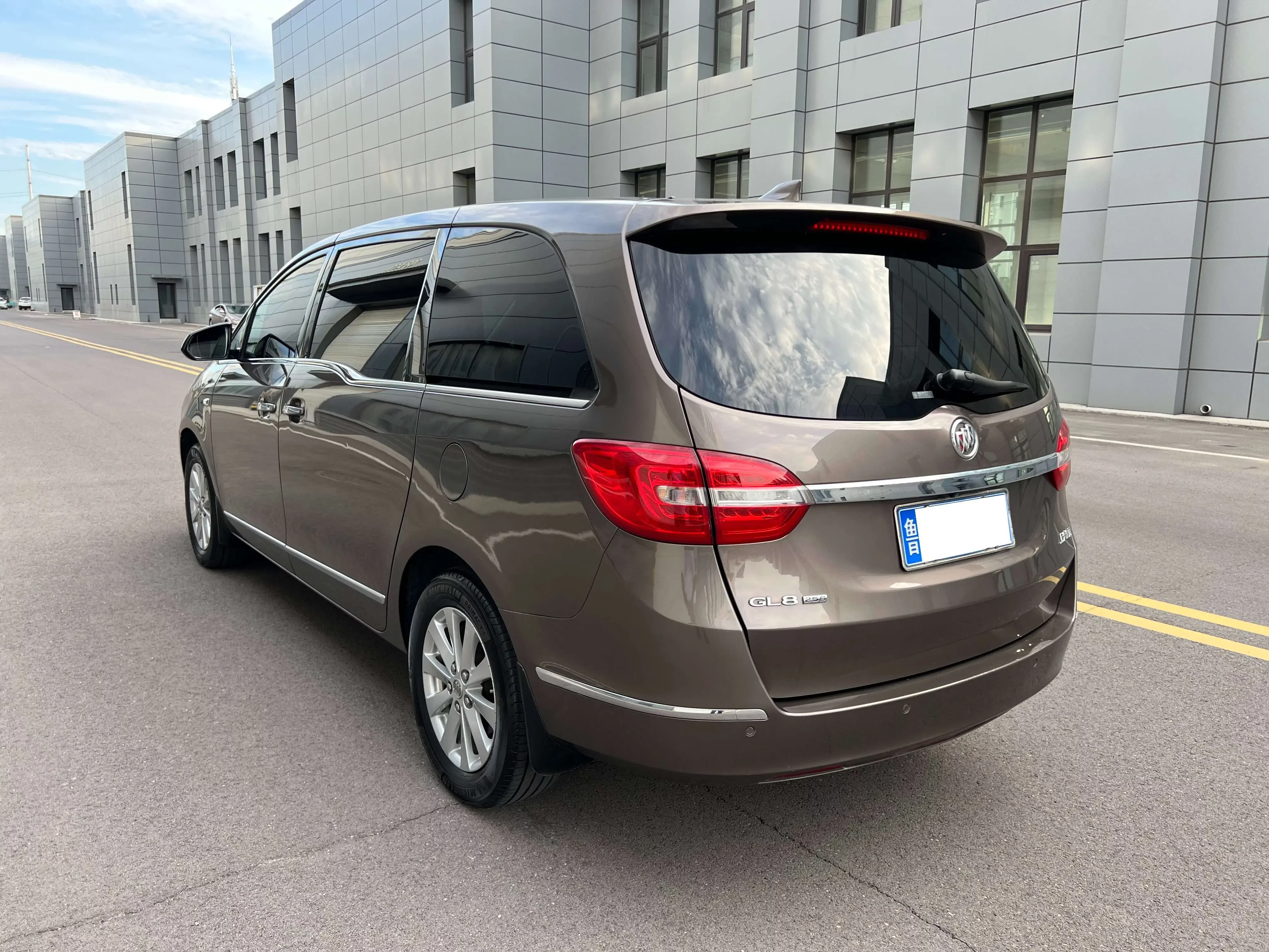 Buick GL8