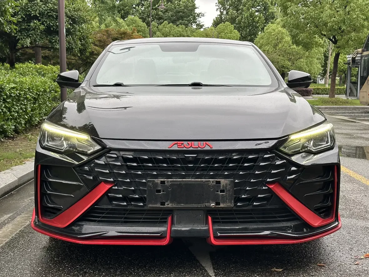 Dongfeng Yixuan MAX