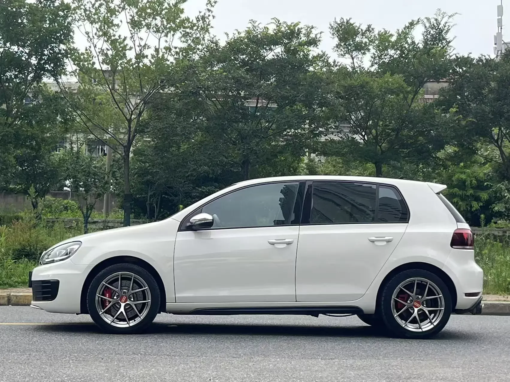 Volkswagen Golf GTI