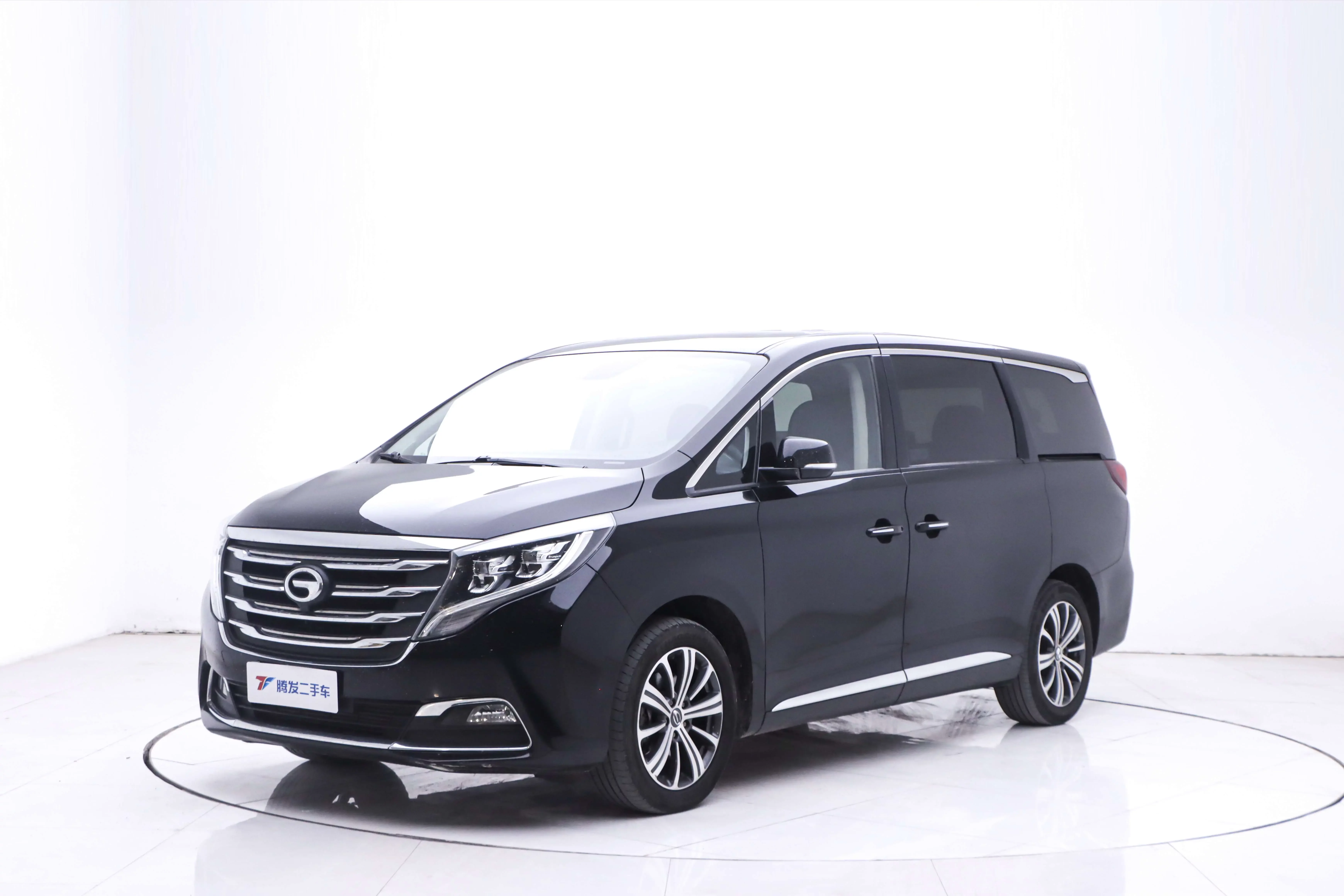 GAC Trumpchi M8  из Китая