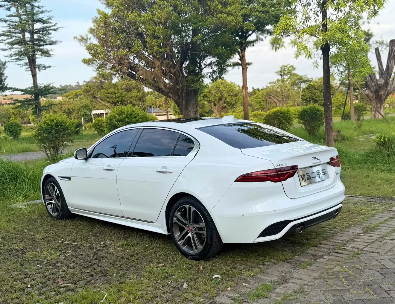 Jaguar XEL