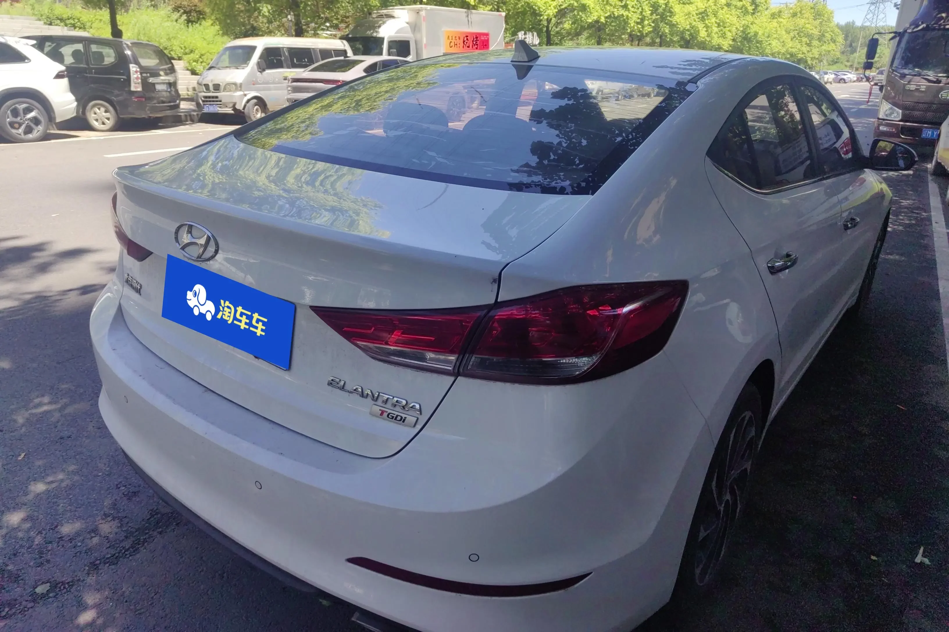 Hyundai lead