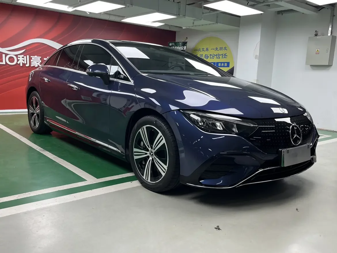Mercedes-Benz EQE