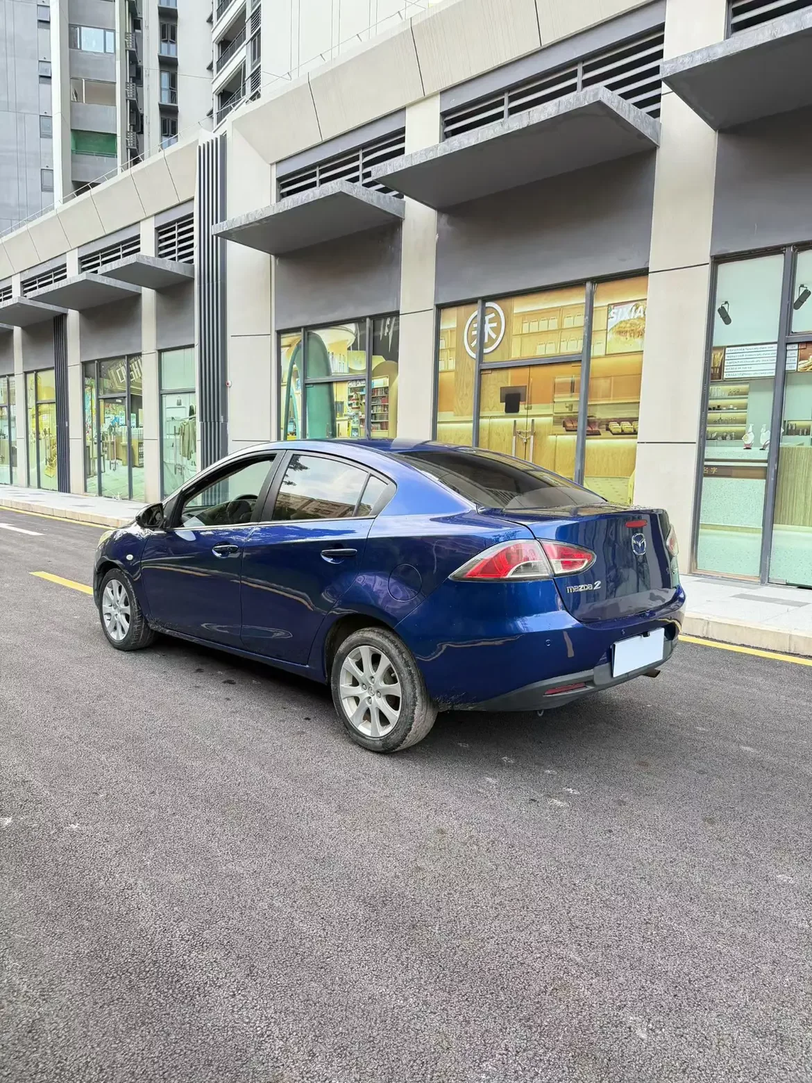 Mazda 2