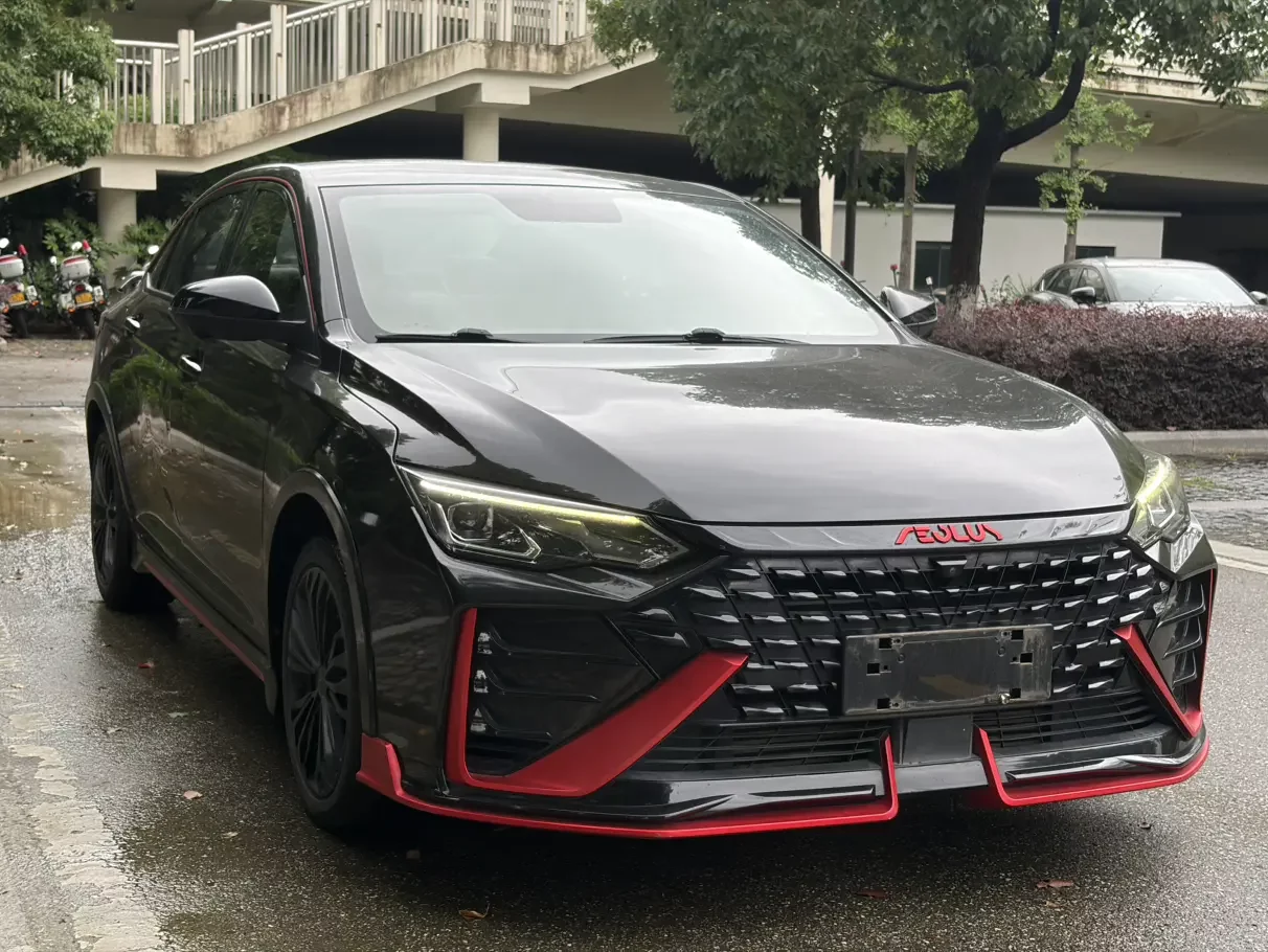 Dongfeng Yixuan MAX
