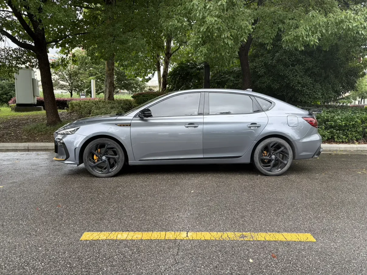 MG 6