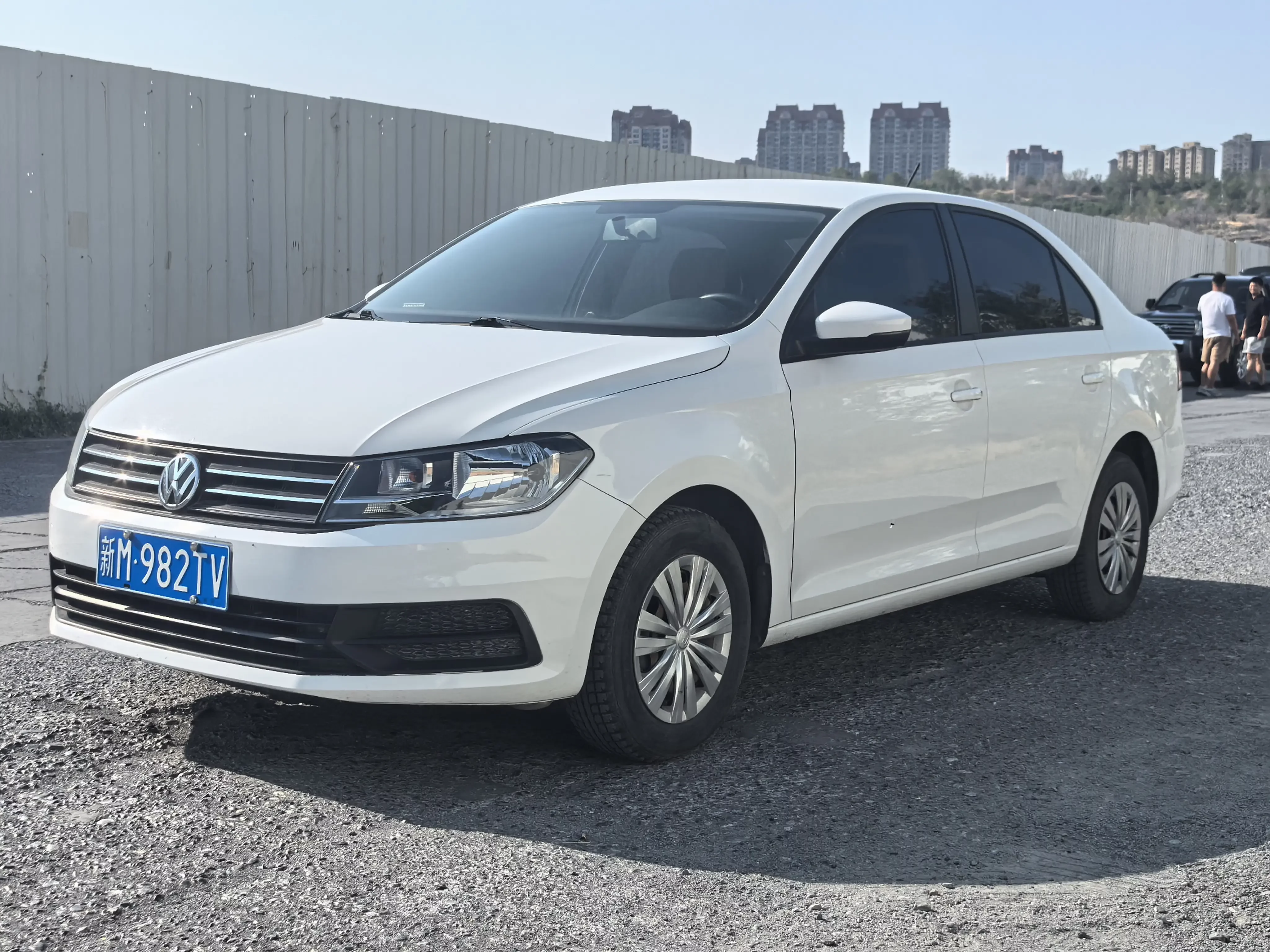 Volkswagen Santana  из Китая