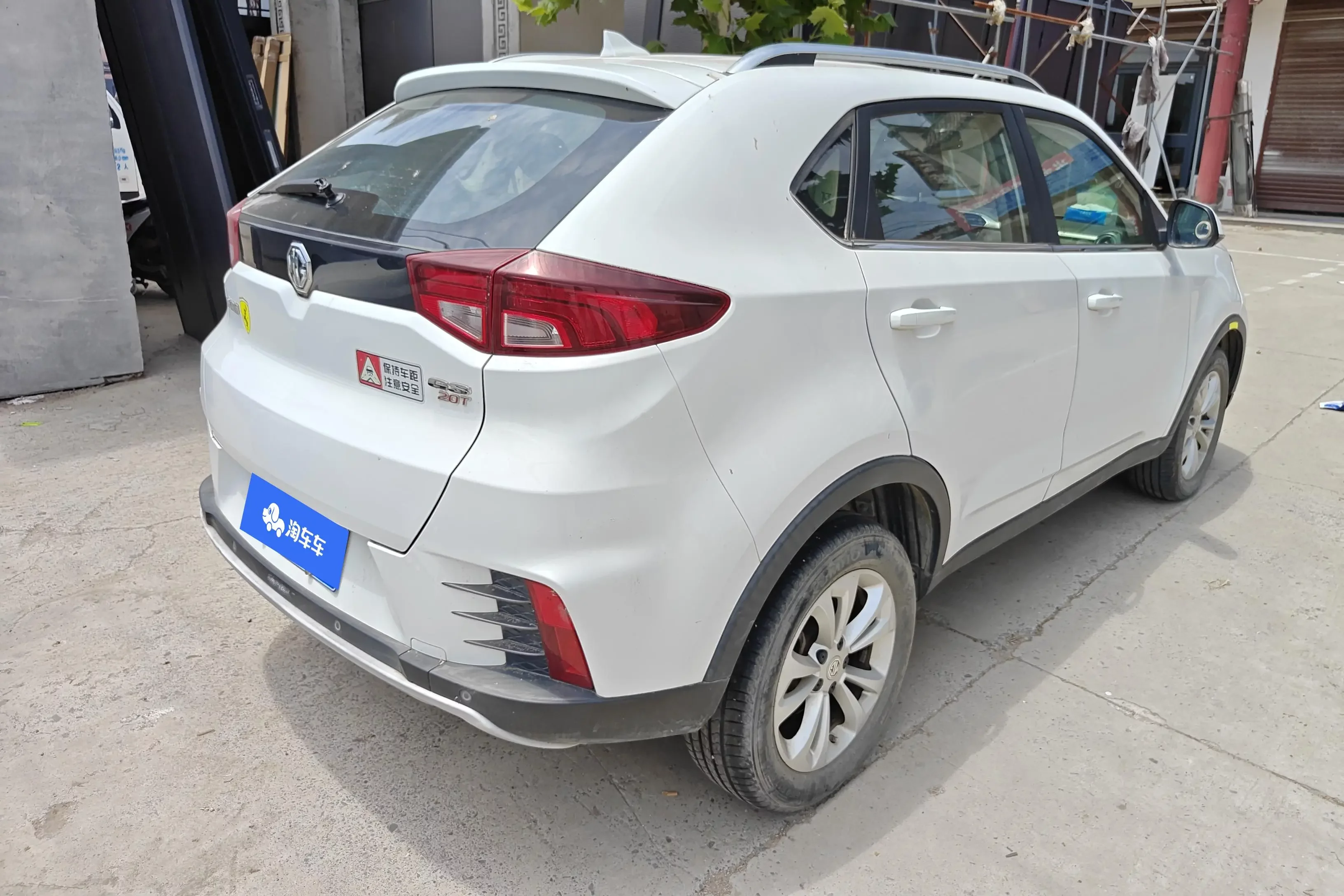 MG Ruiteng