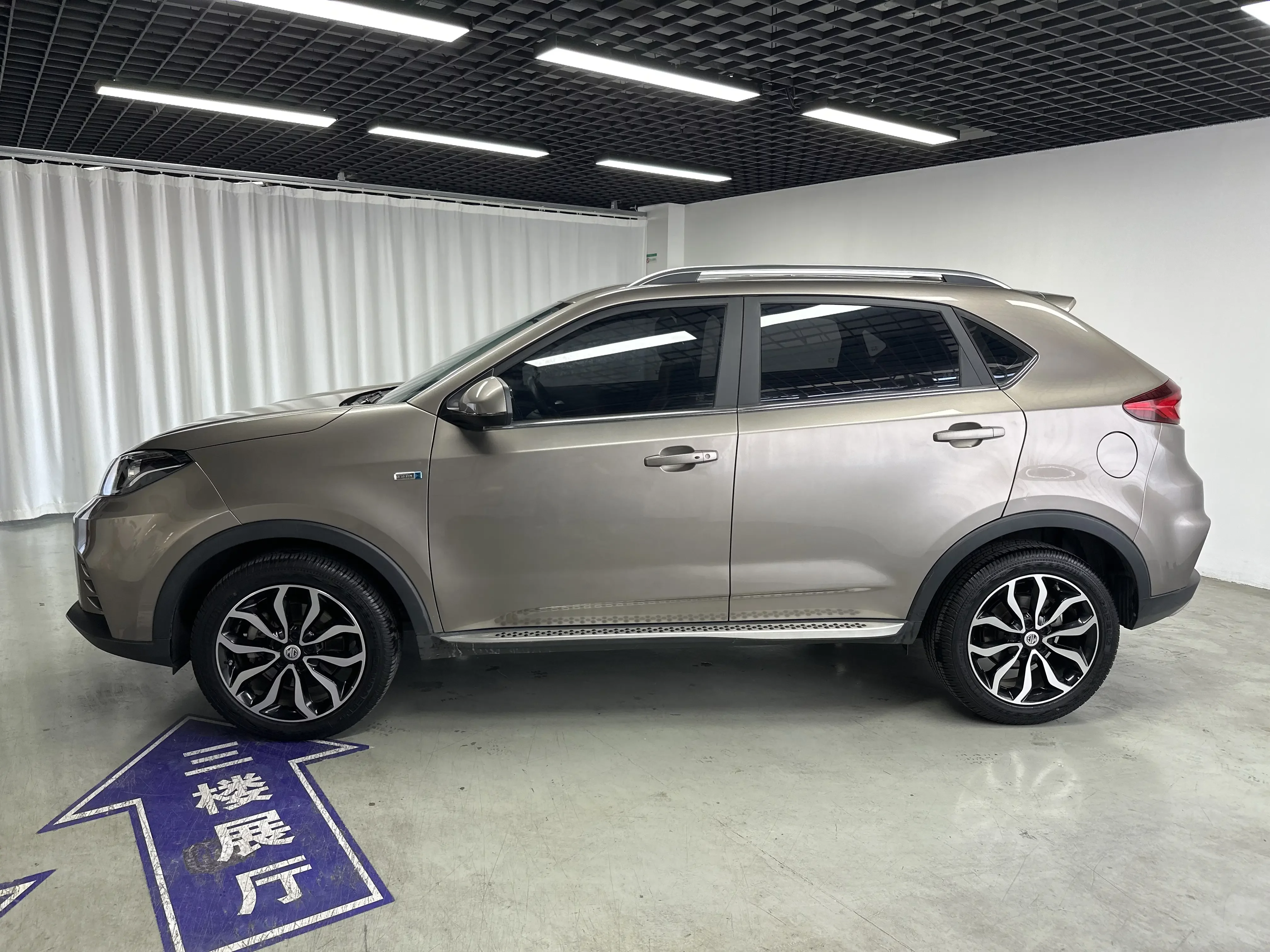 MG Ruiteng