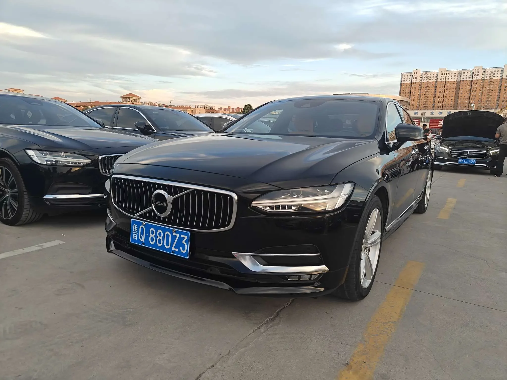 Volvo S90