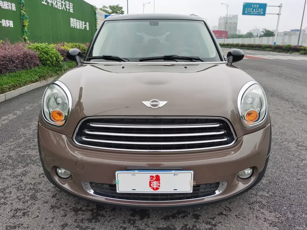 MINI COUNTRYMAN