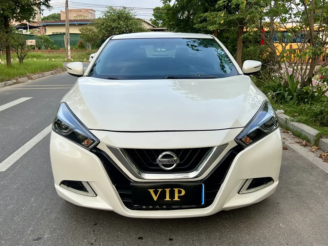Nissan bluebird