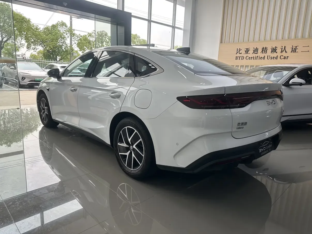 BYD Qin L DM