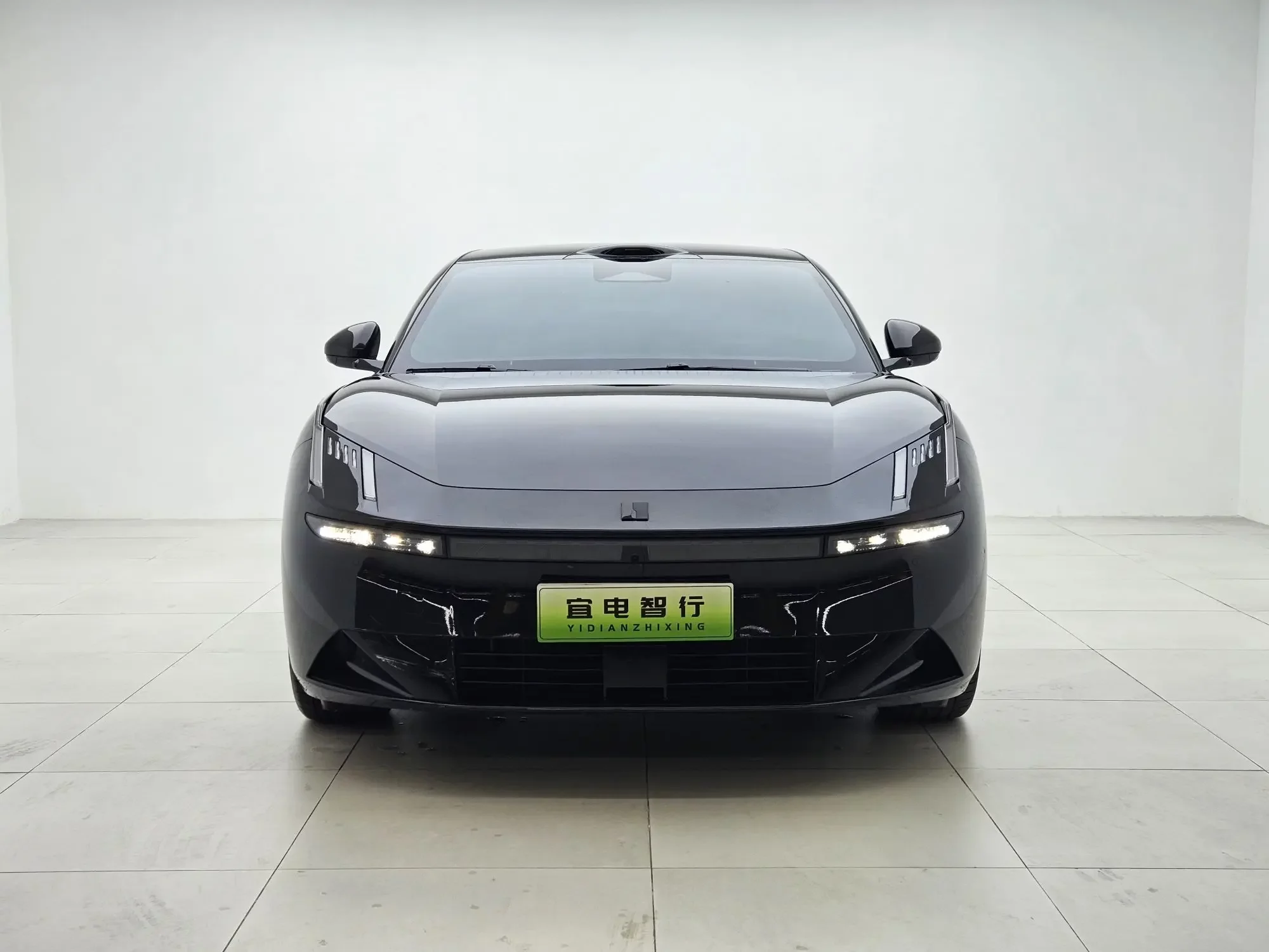 Lynk & Co 10 EM-P