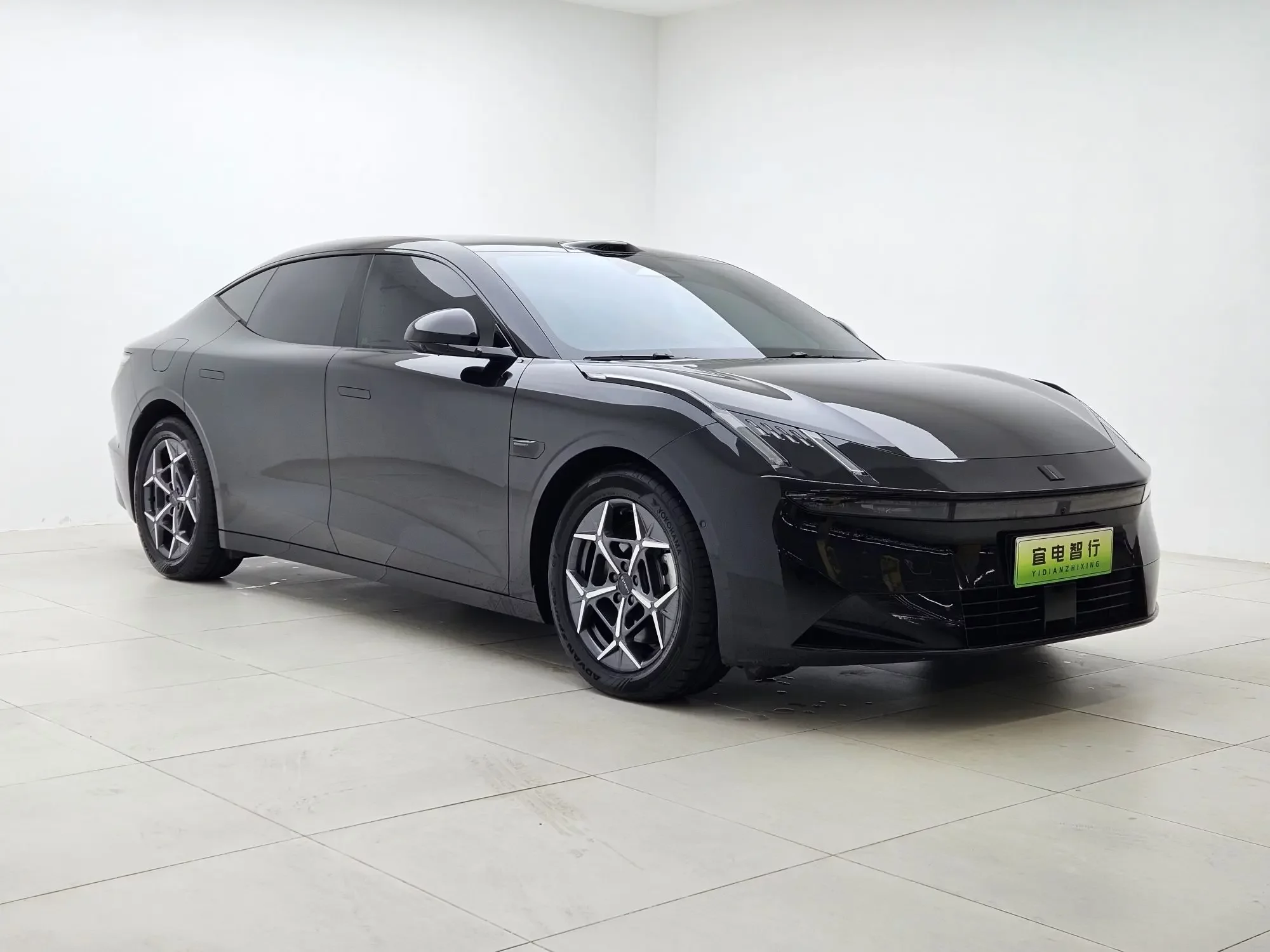 Lynk & Co 10 EM-P