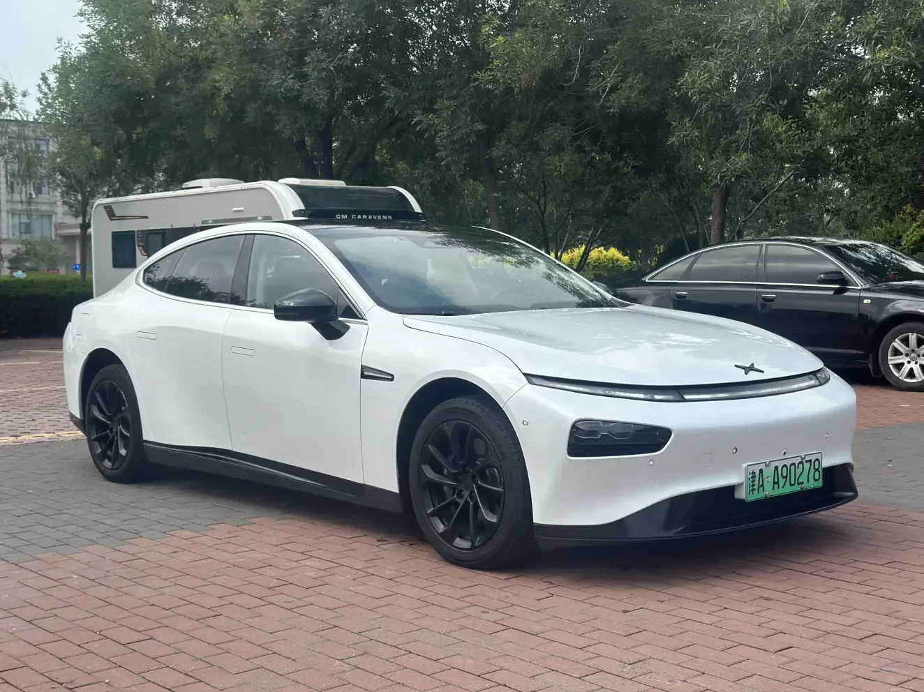 Xpeng P7