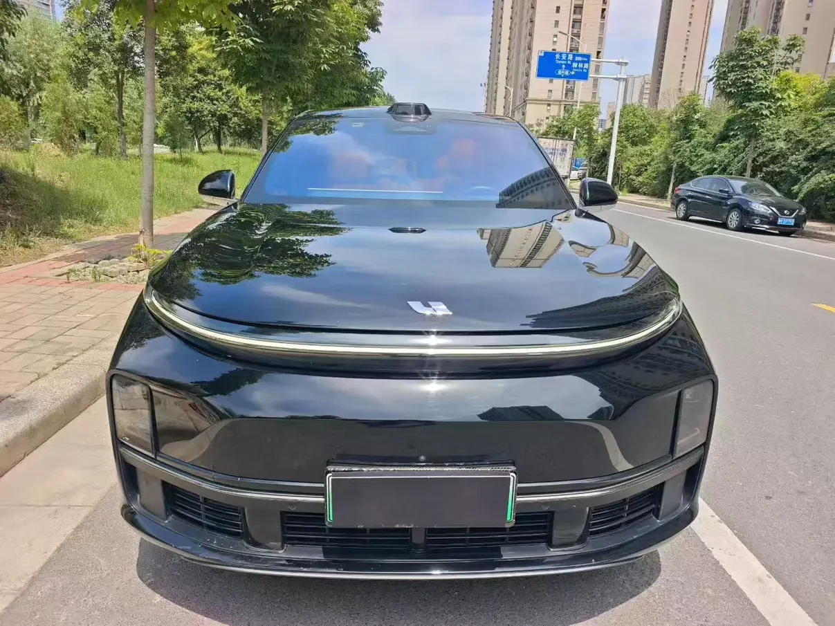 Li L7 (Ideal L7)  из Китая