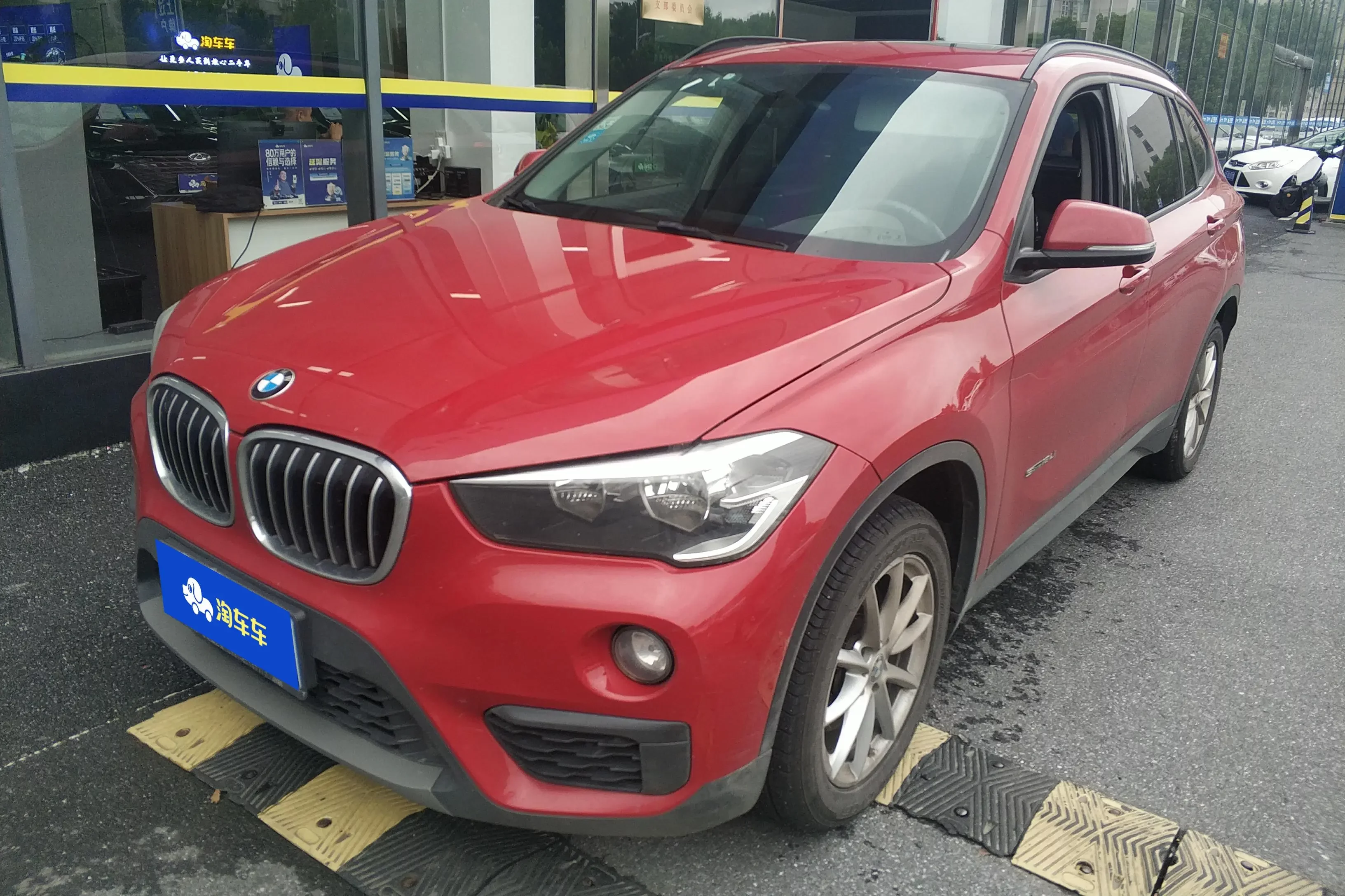 BMW X1  из Китая