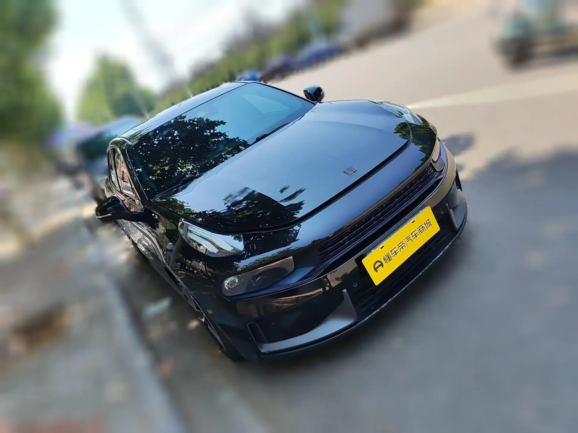 Lynk & Co 03