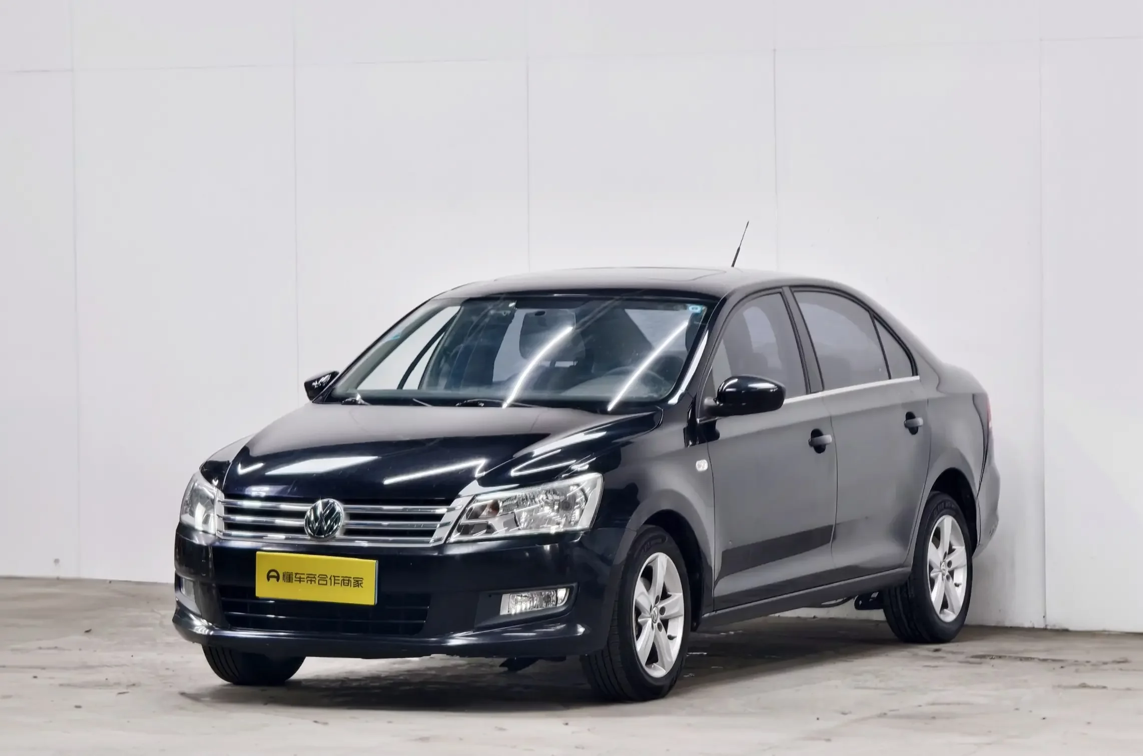 Volkswagen Santana  из Китая