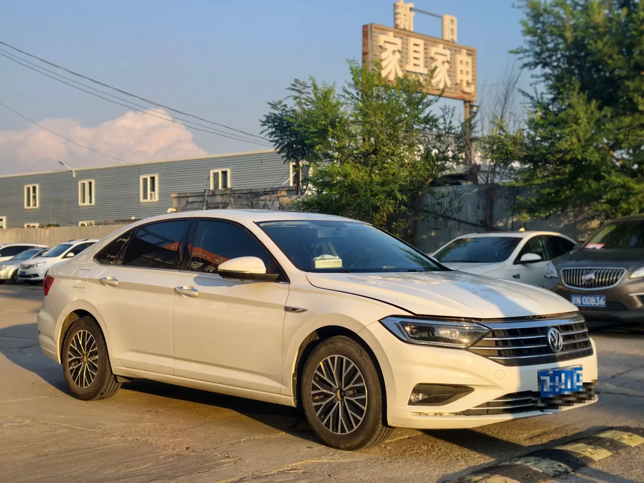 Volkswagen Sagitar