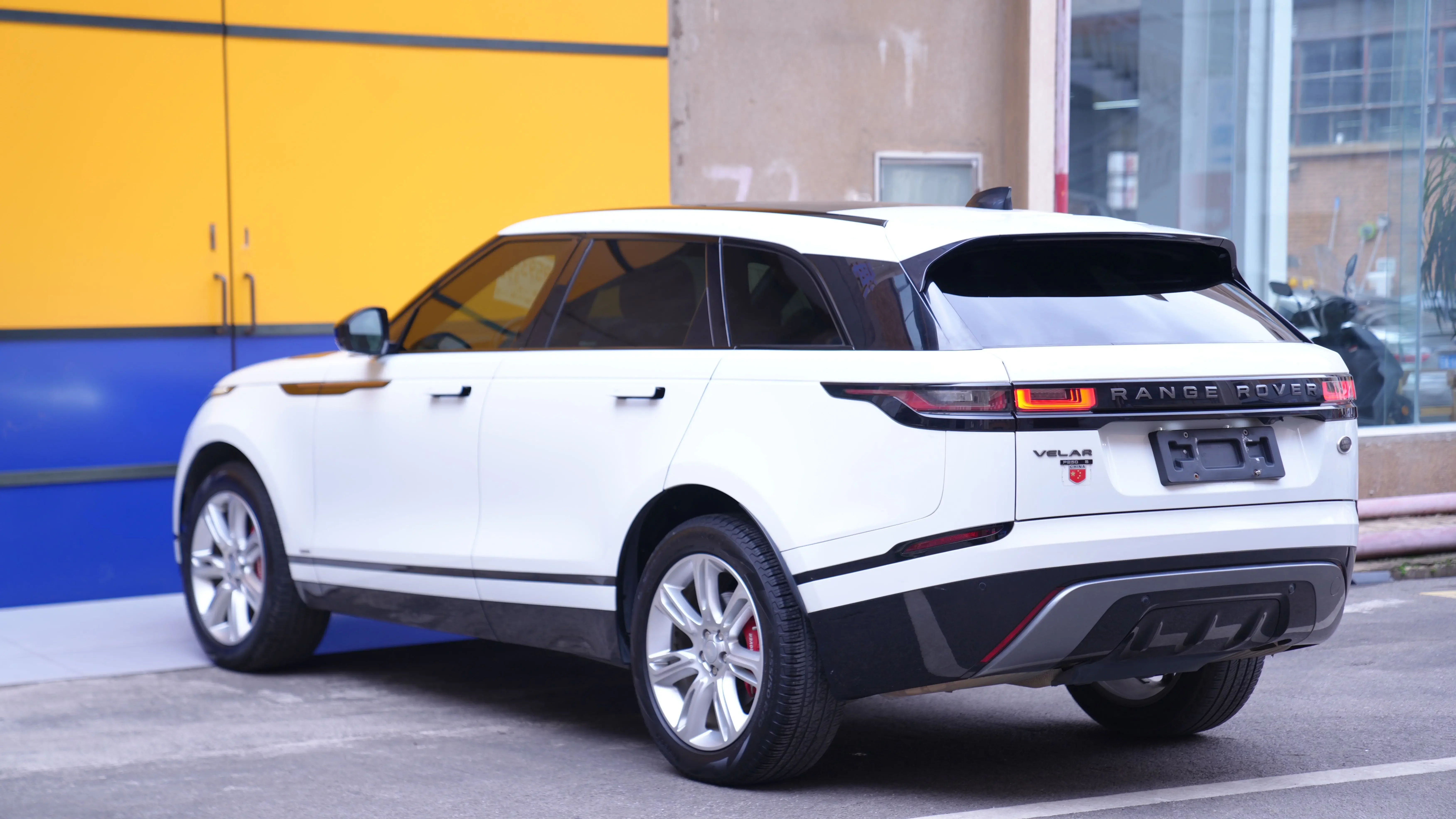 Land Rover Range Rover Velar