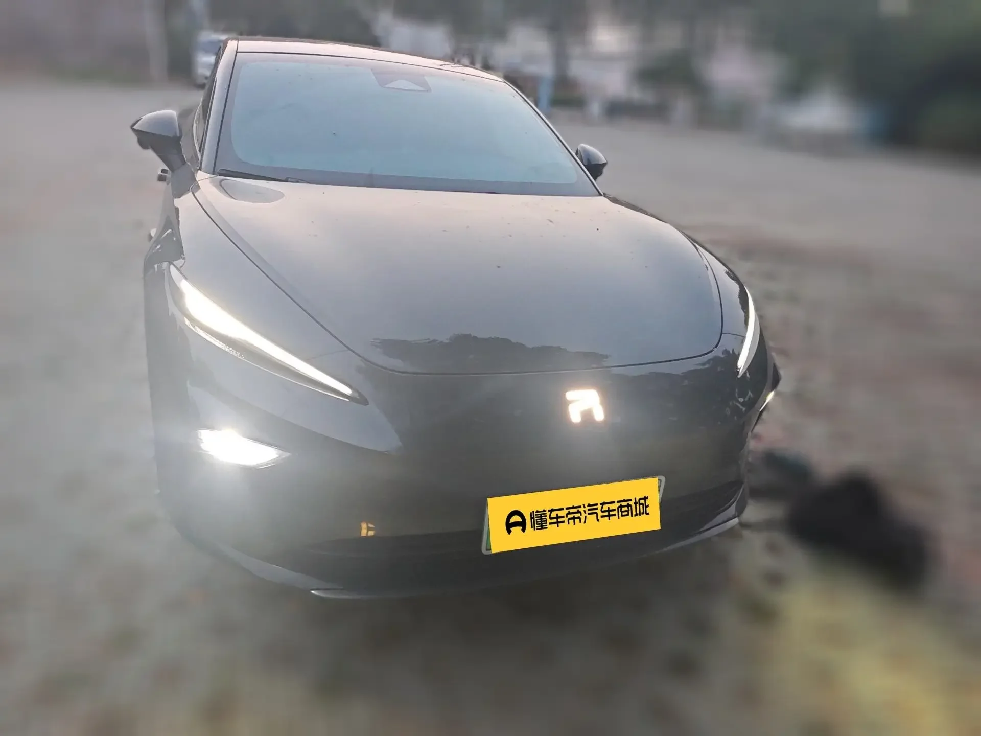 Rising Auto Feifan F7  из Китая