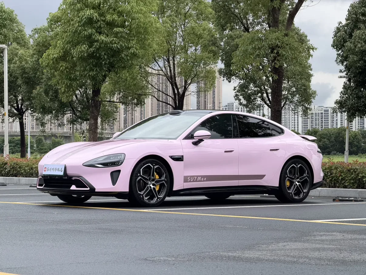 Xiaomi car Xiaomi SU7  из Китая