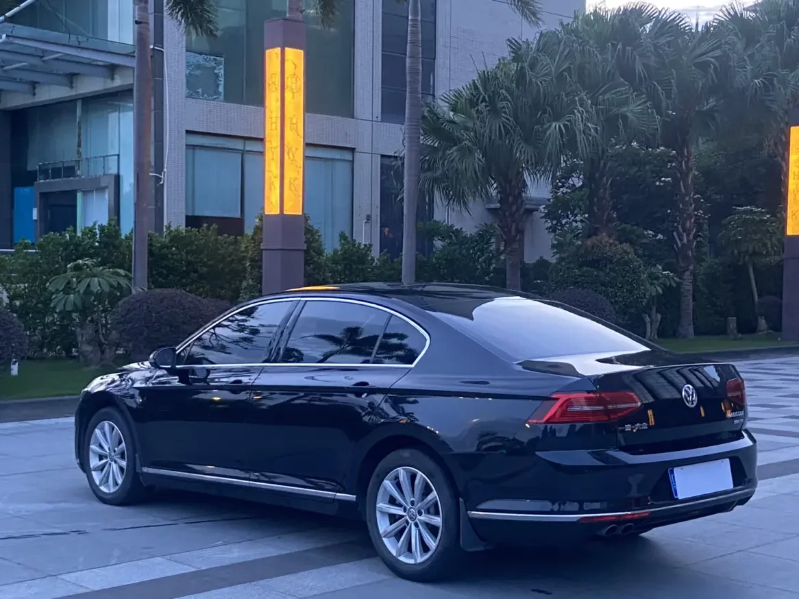 Volkswagen Magotan