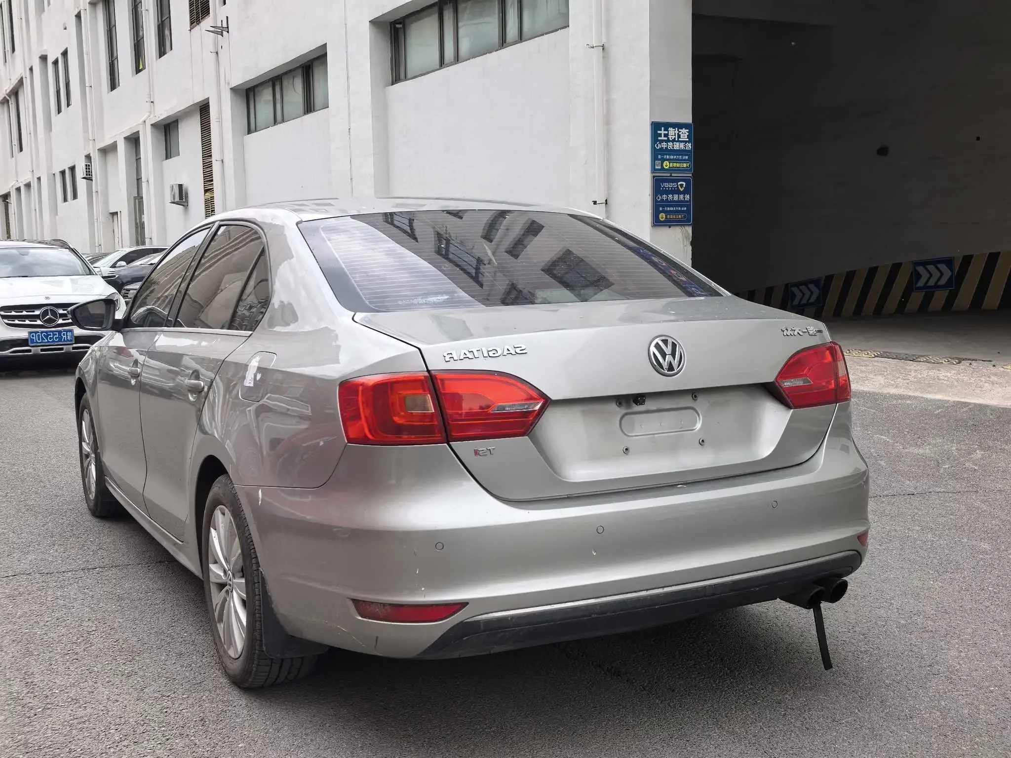 Volkswagen Sagitar