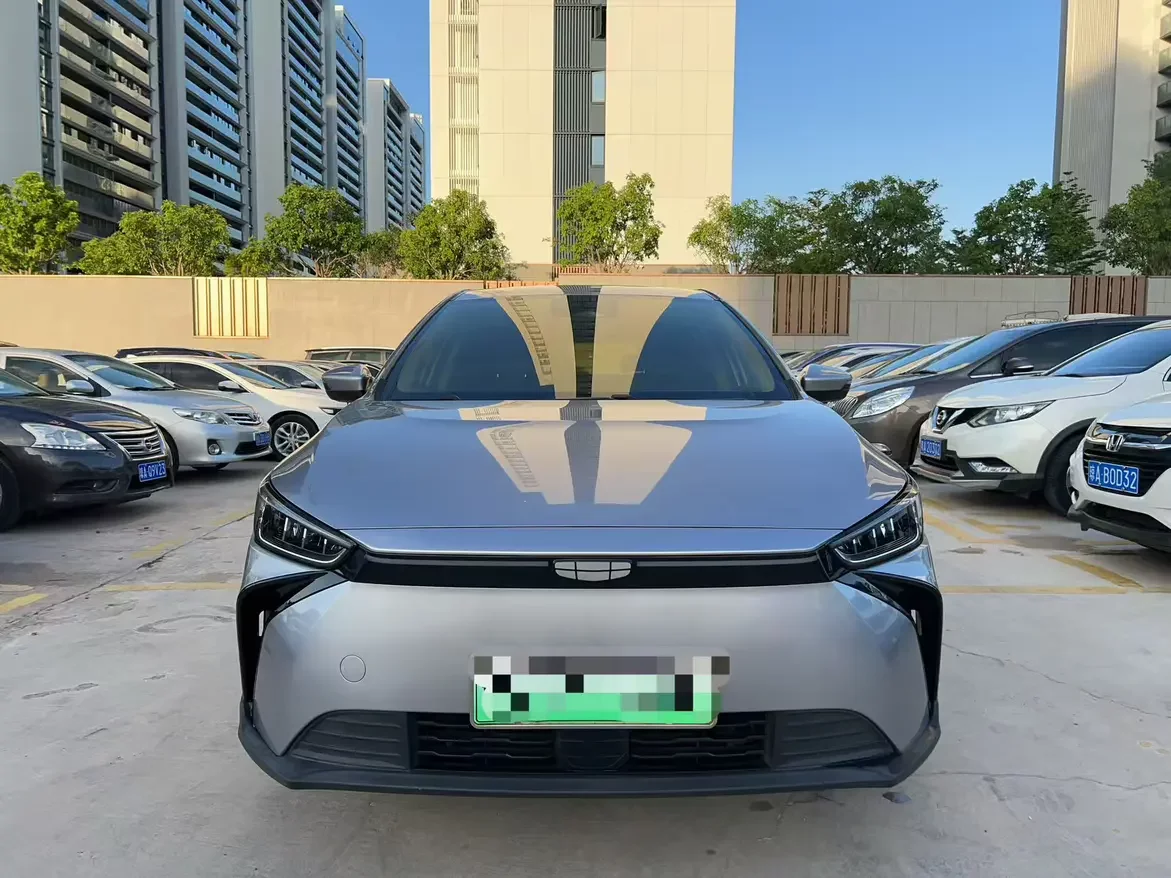 Geely Geometry C