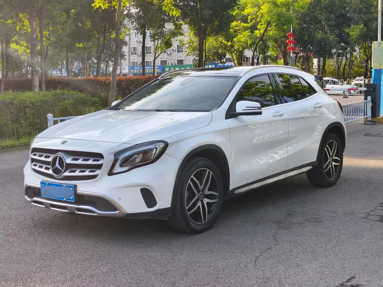 Mercedes-Benz GLA