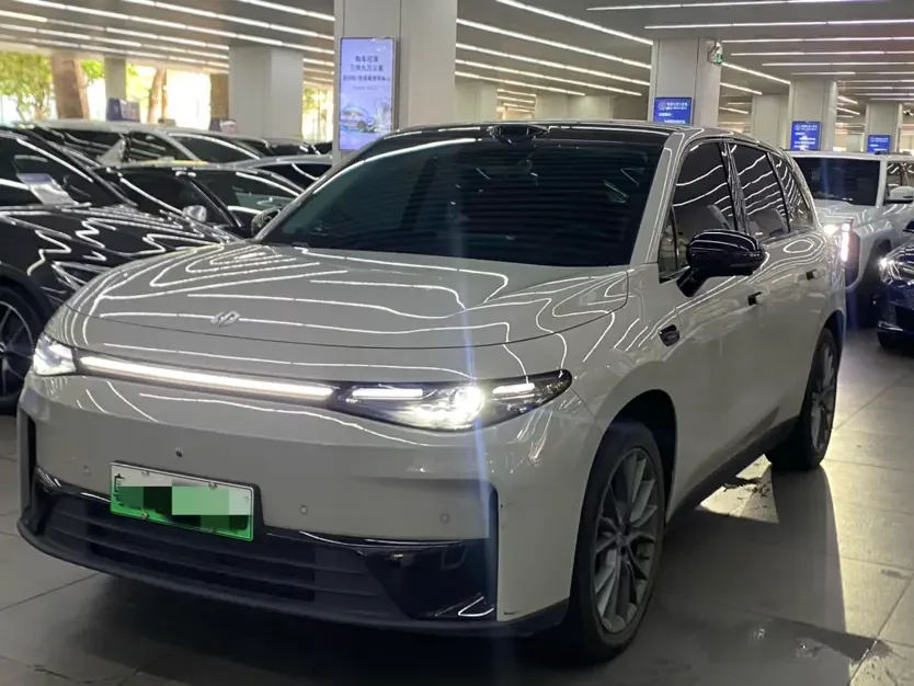 Leapmotor Zero running C10