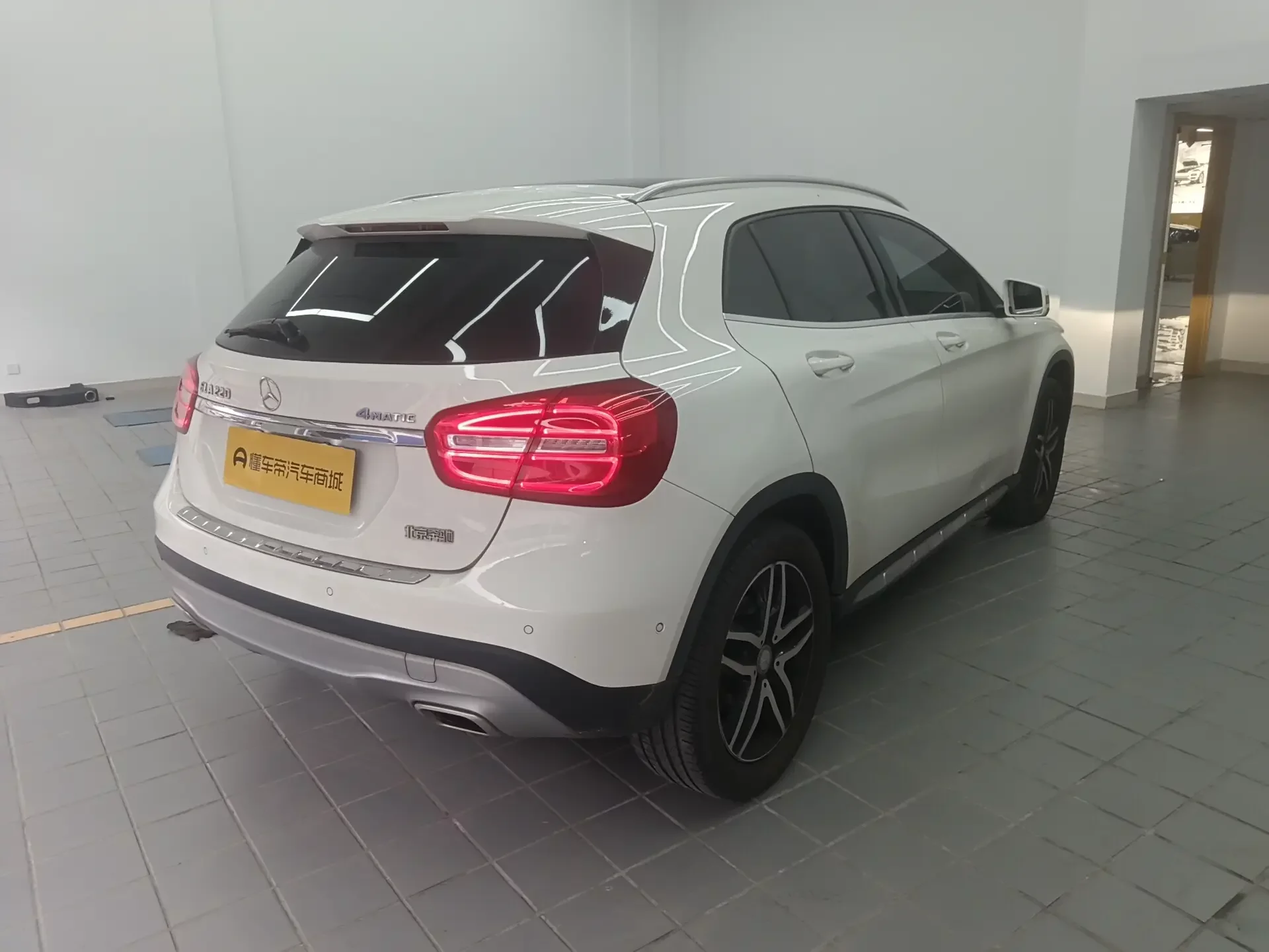 Mercedes-Benz GLA