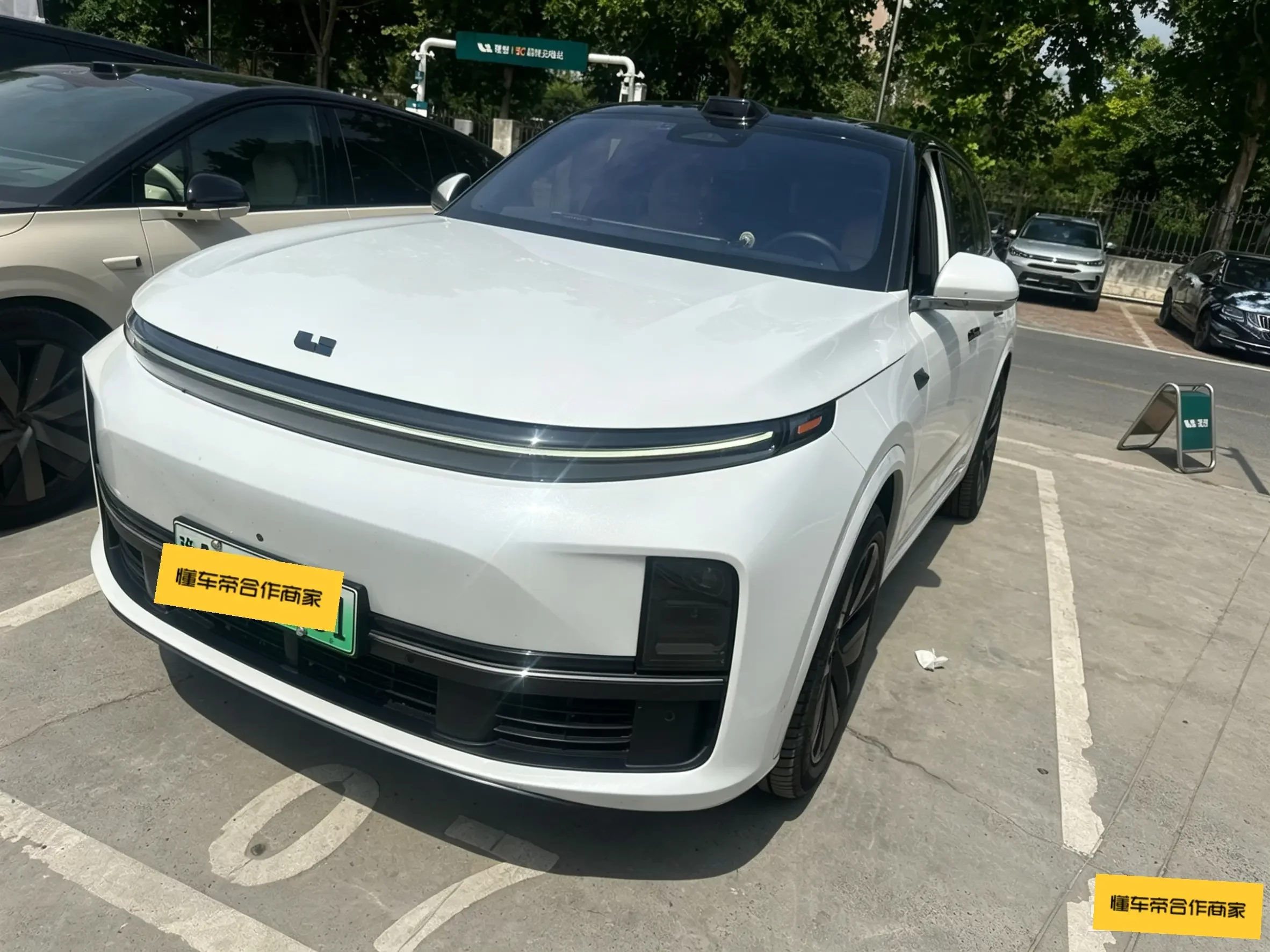 Li L7 (Ideal L7)  из Китая