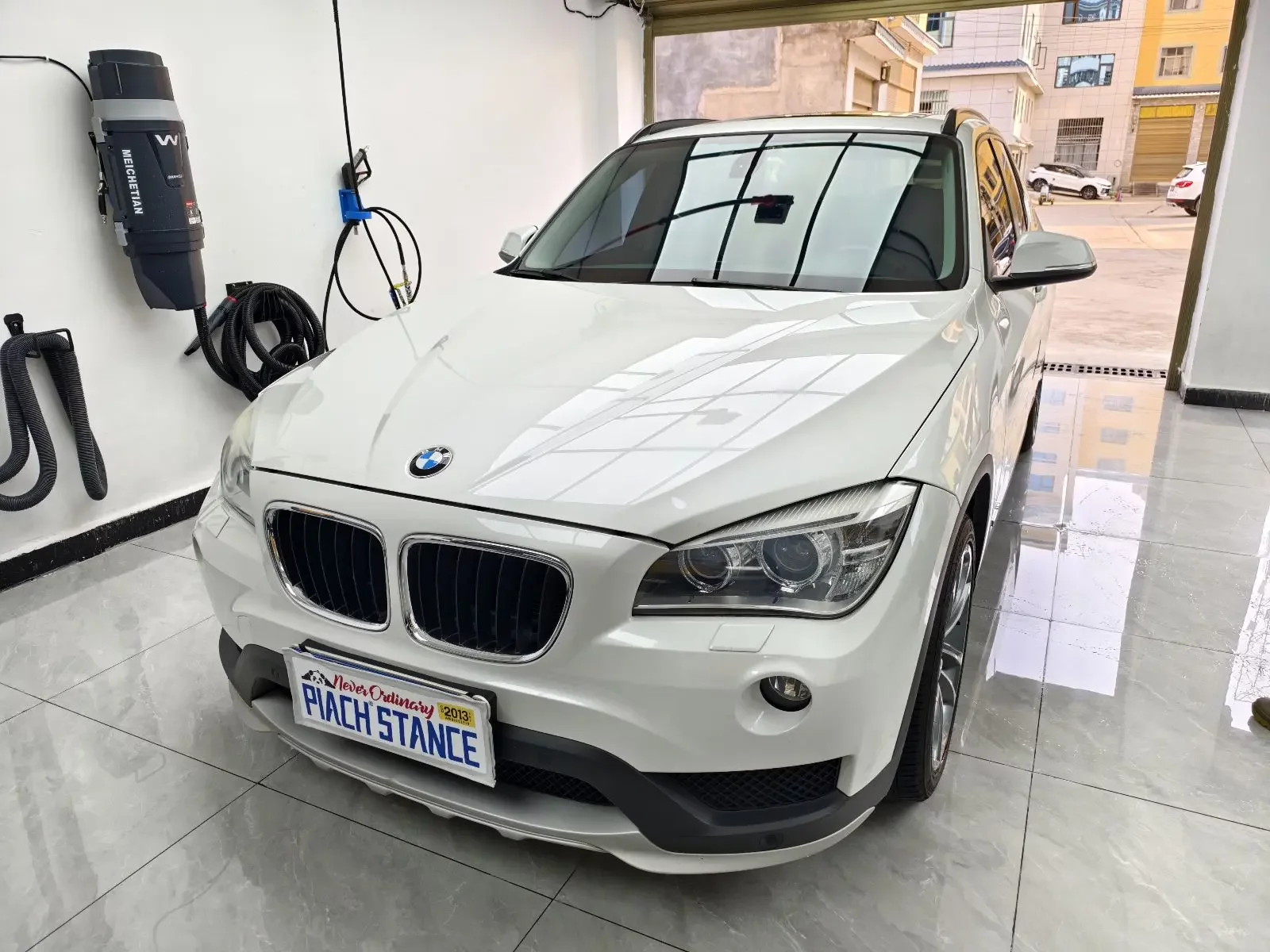 BMW X1  из Китая