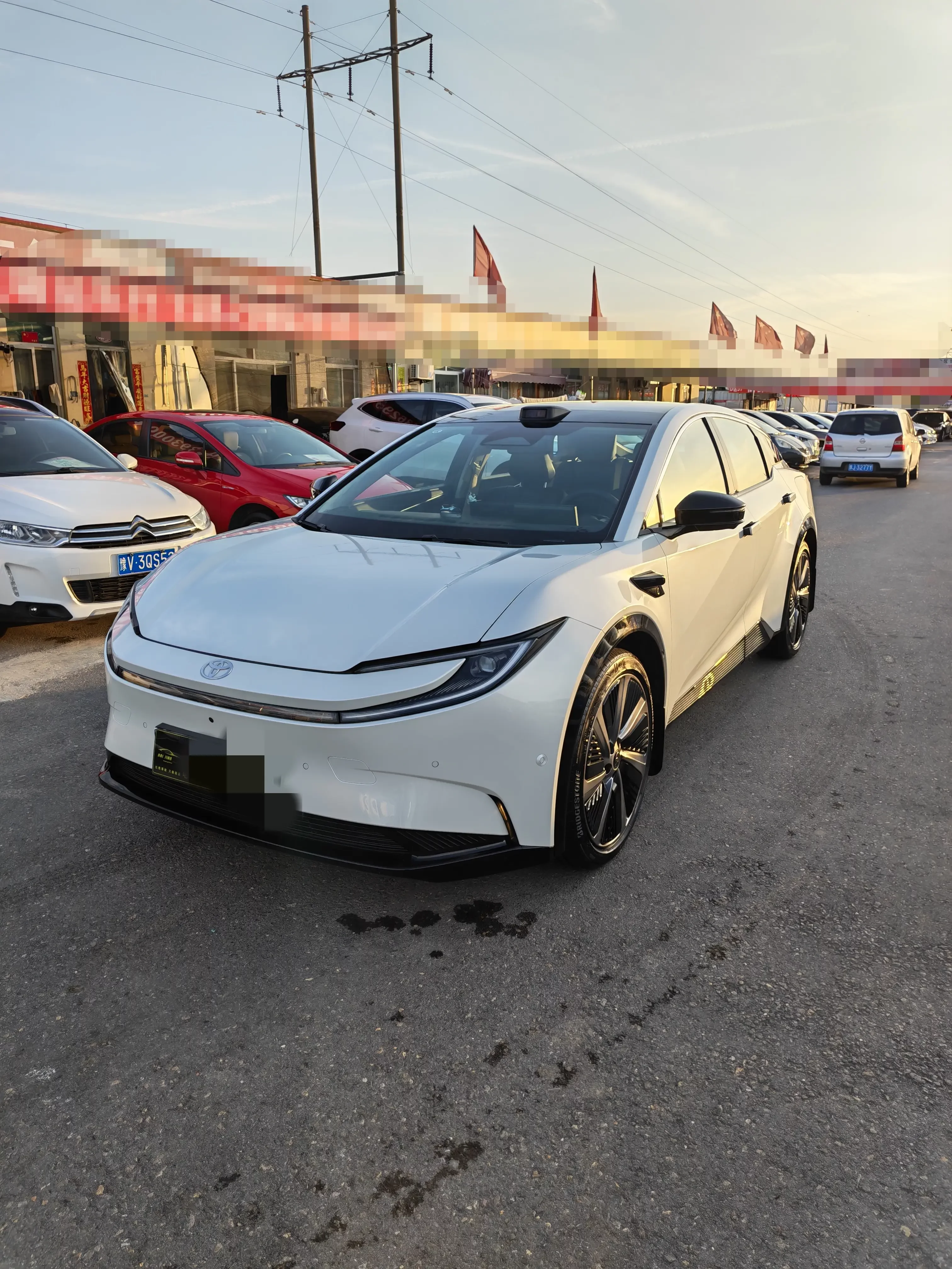 Toyota bZ5