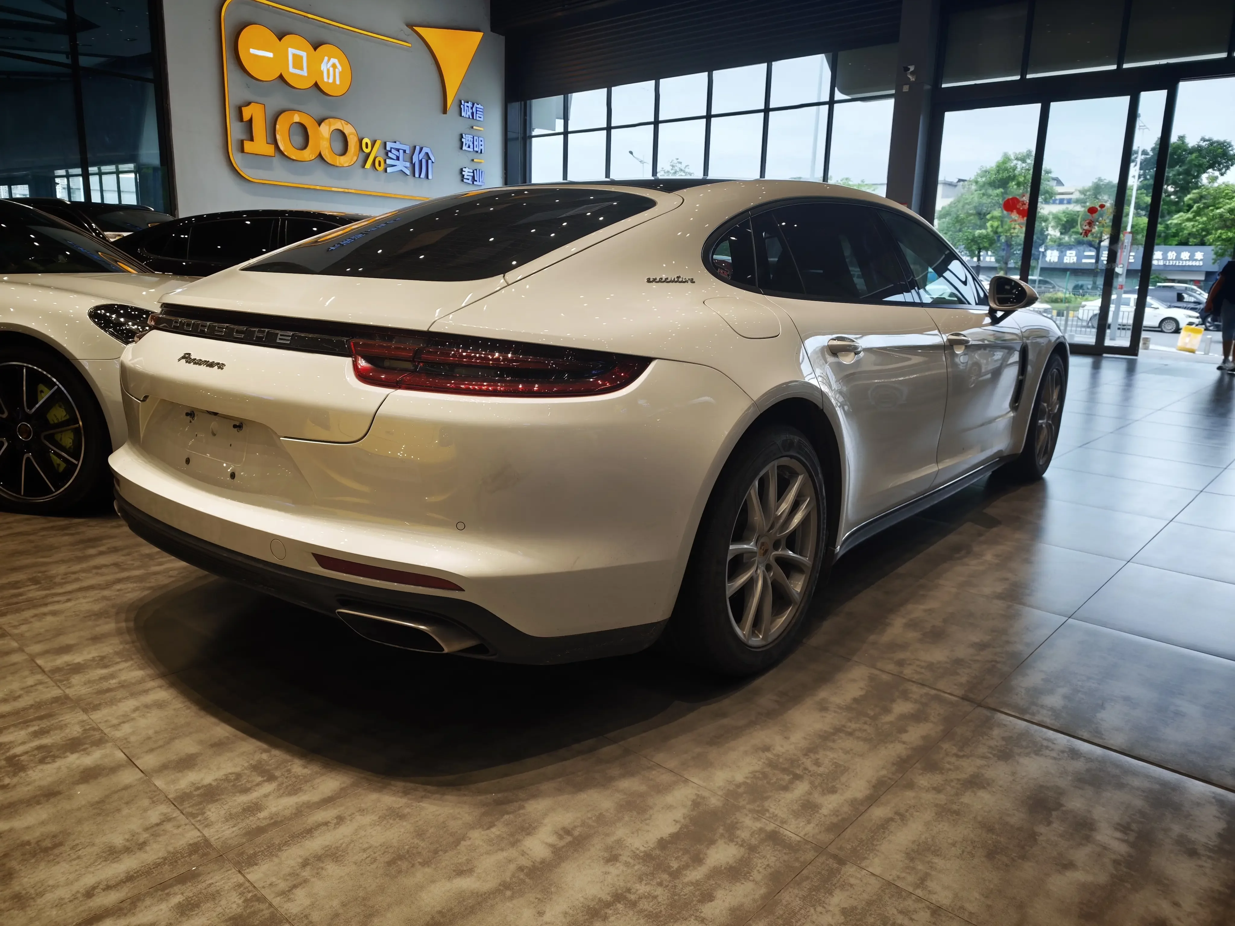 Porsche Panamera