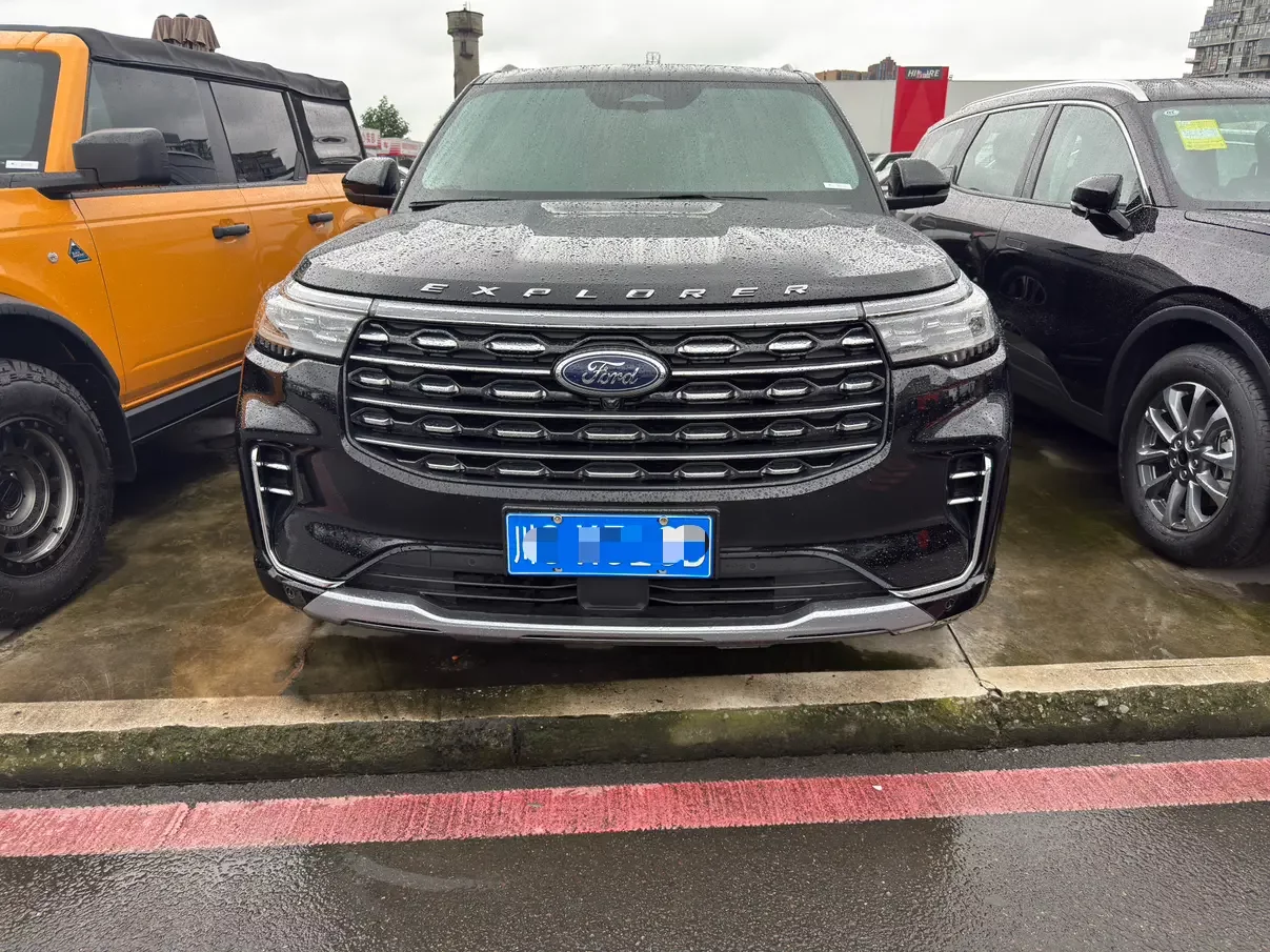 Ford Explorer
