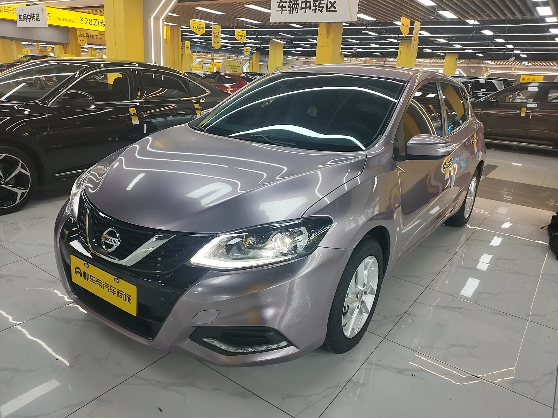 Nissan Tiida