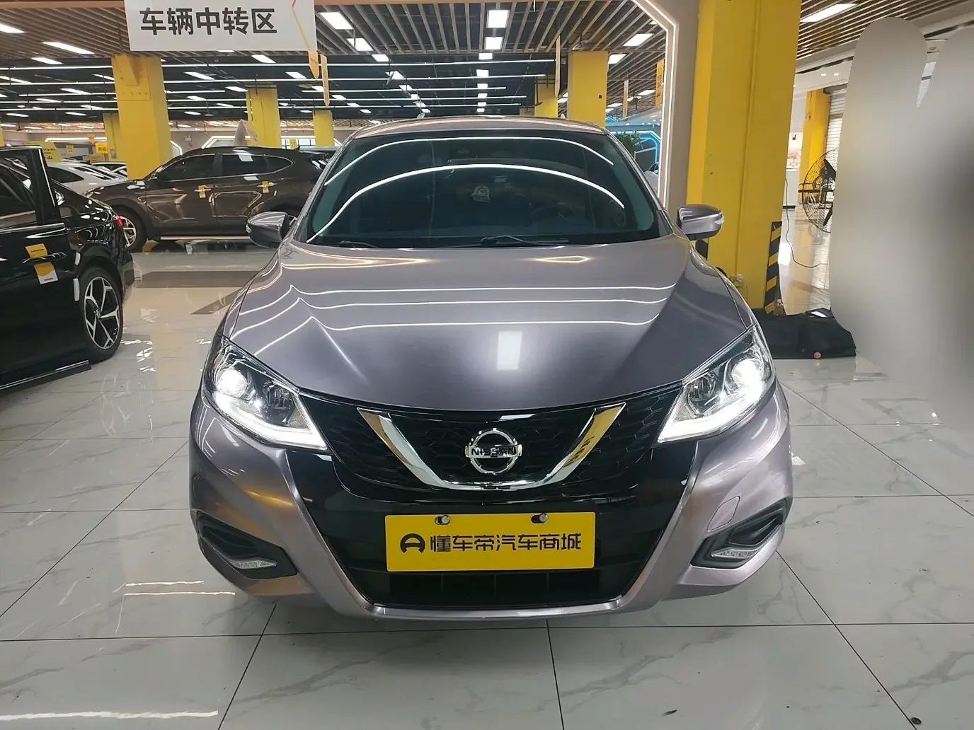 Nissan Tiida