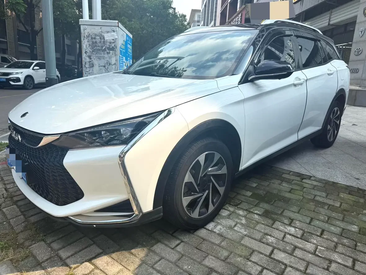 Dongfeng Yixuan GS