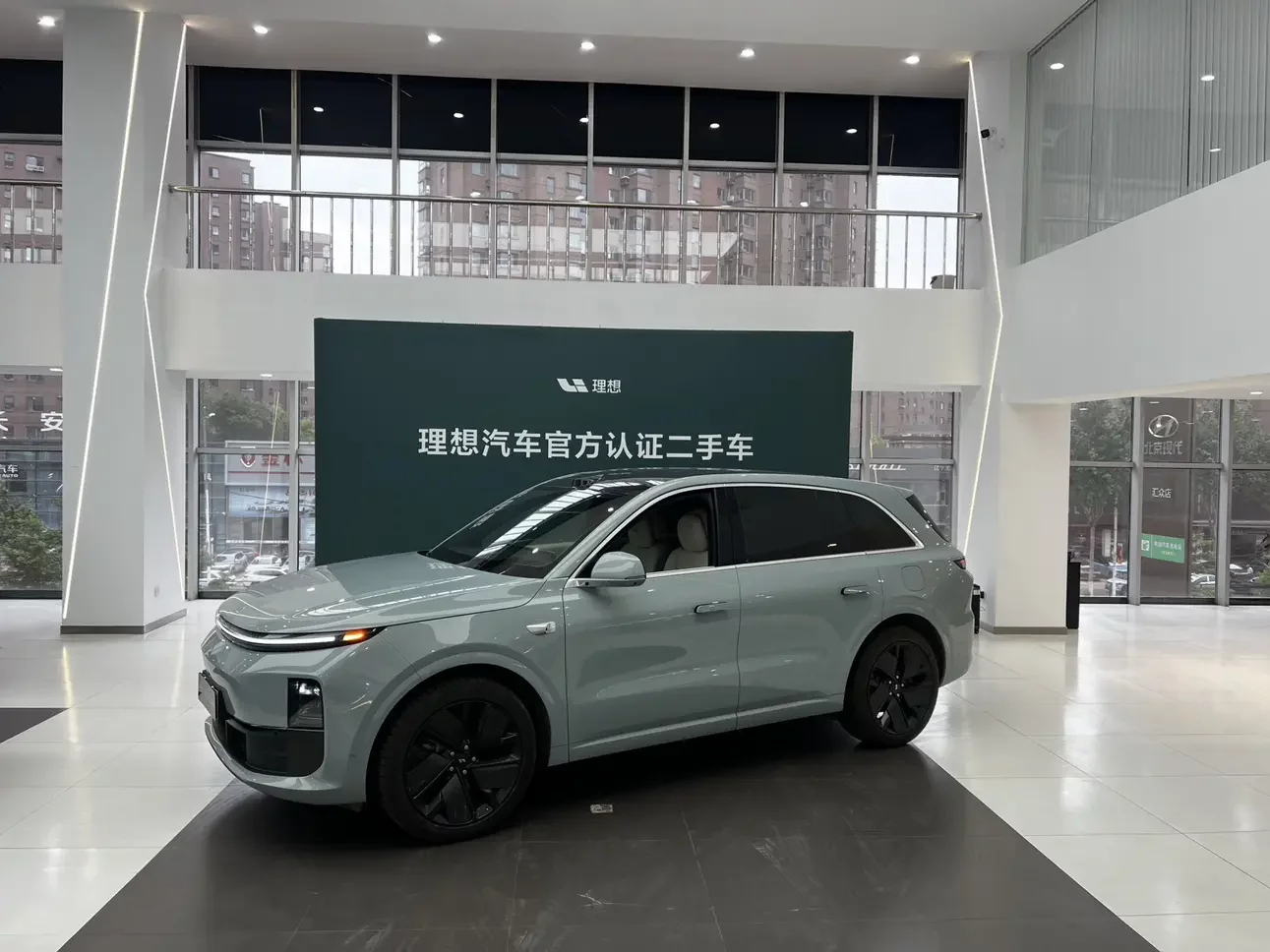 Lixiang L6