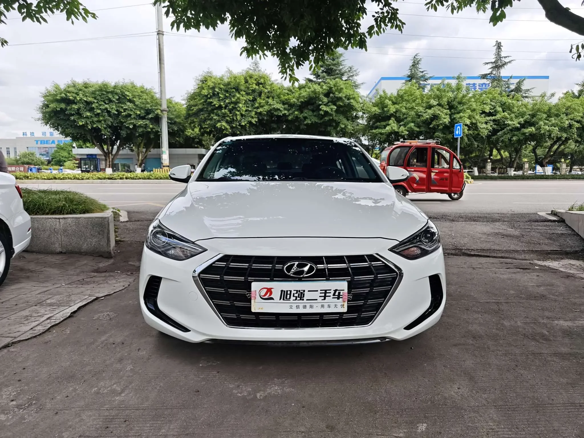 Hyundai lead
