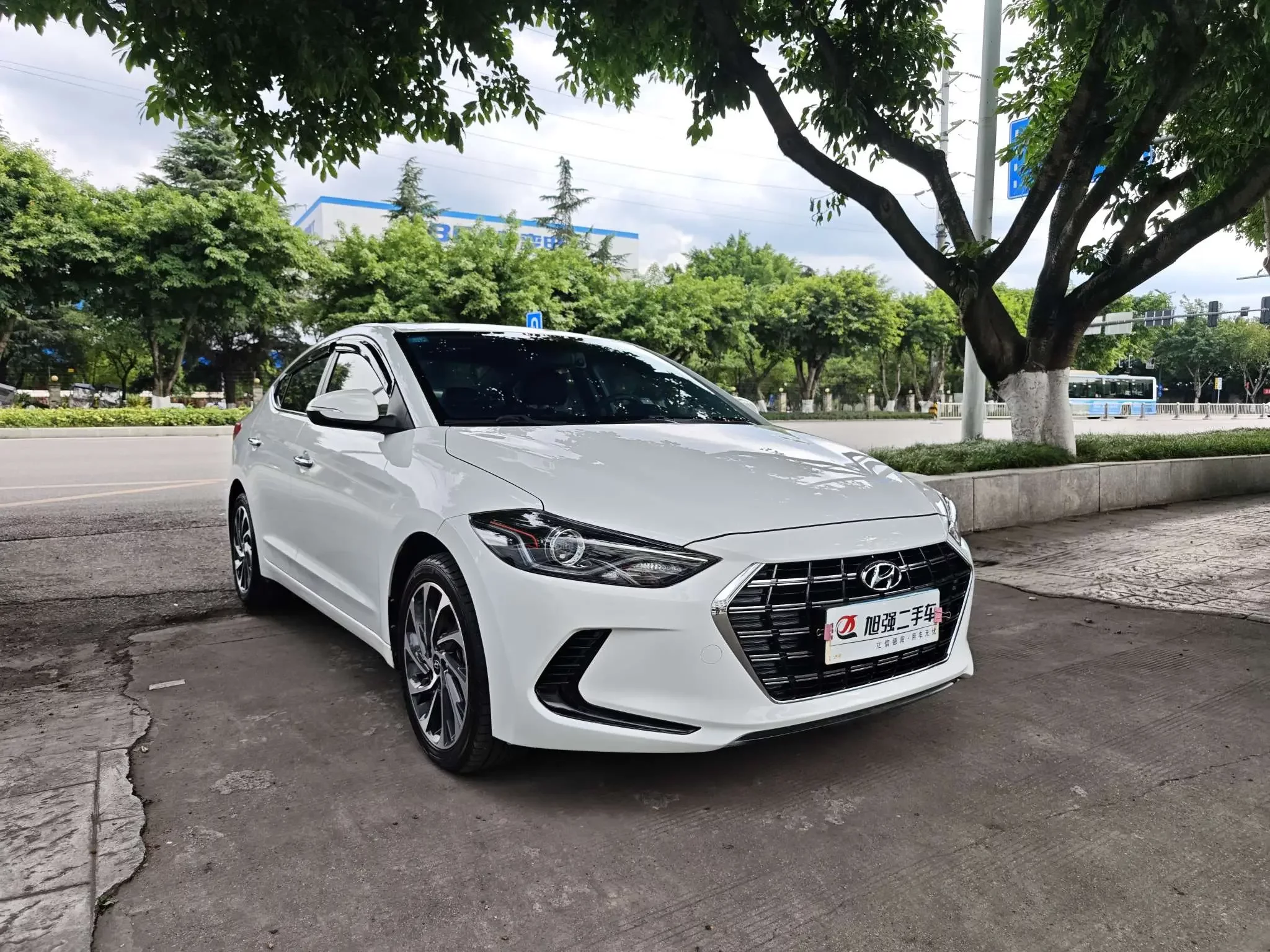 Hyundai lead
