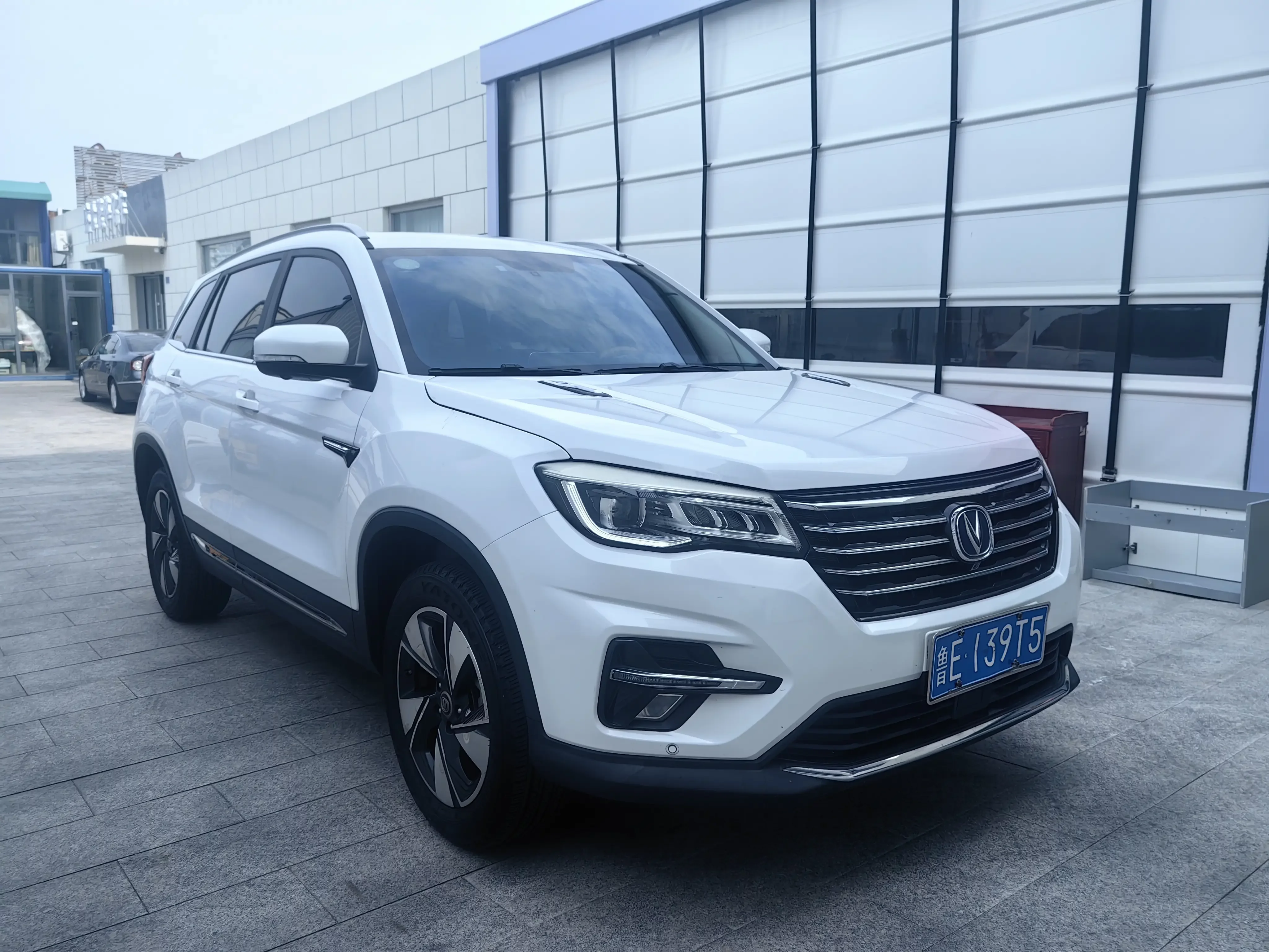 Changan CS75