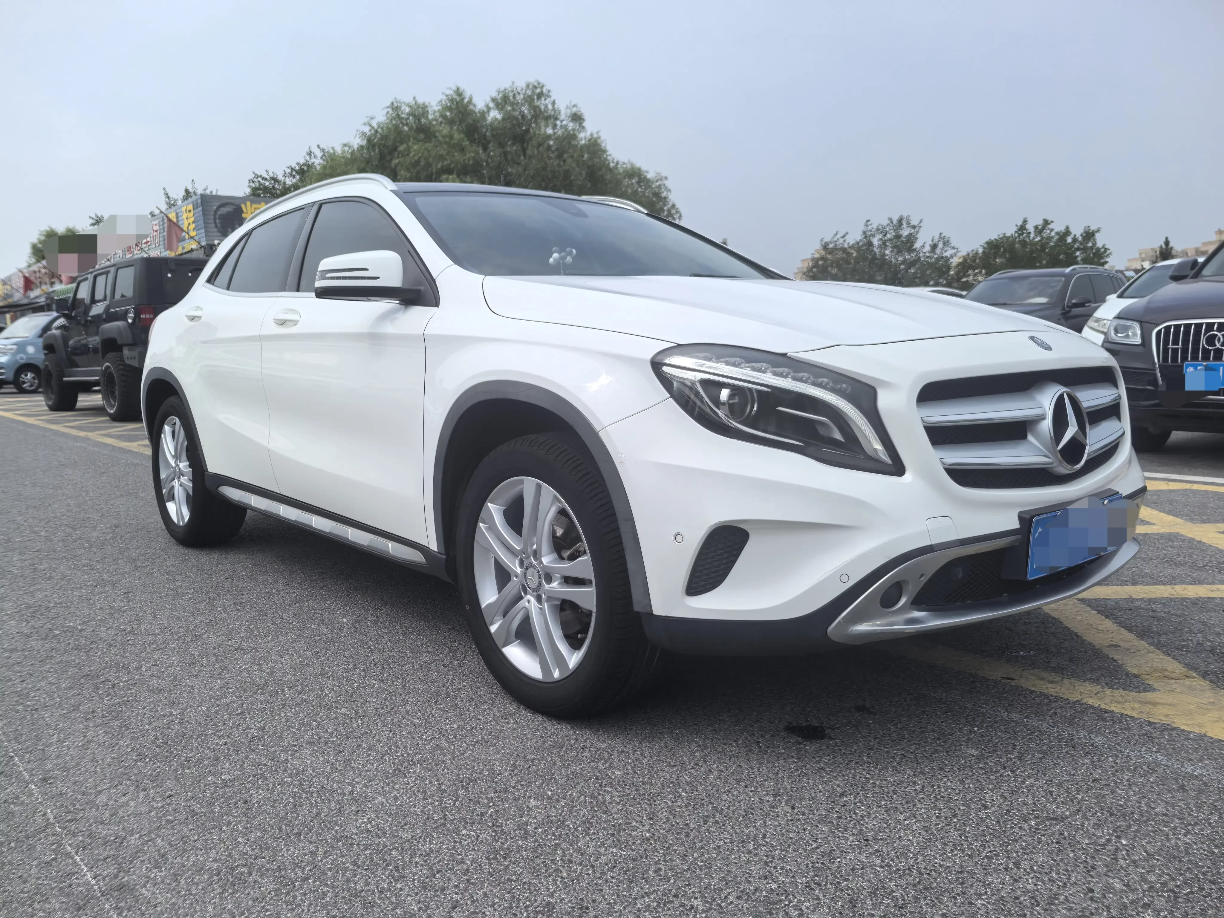 Mercedes-Benz GLA