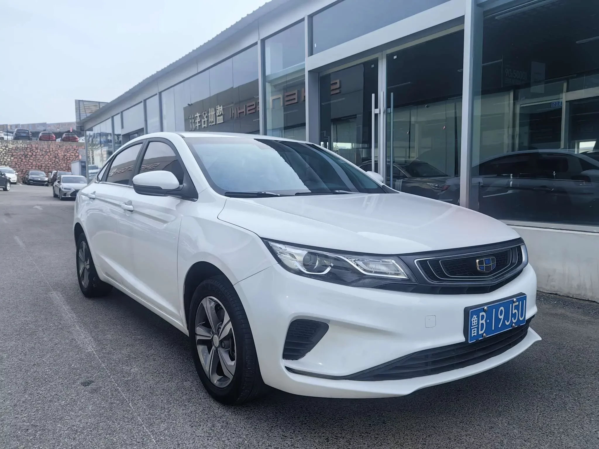 Geely Emgrand GL