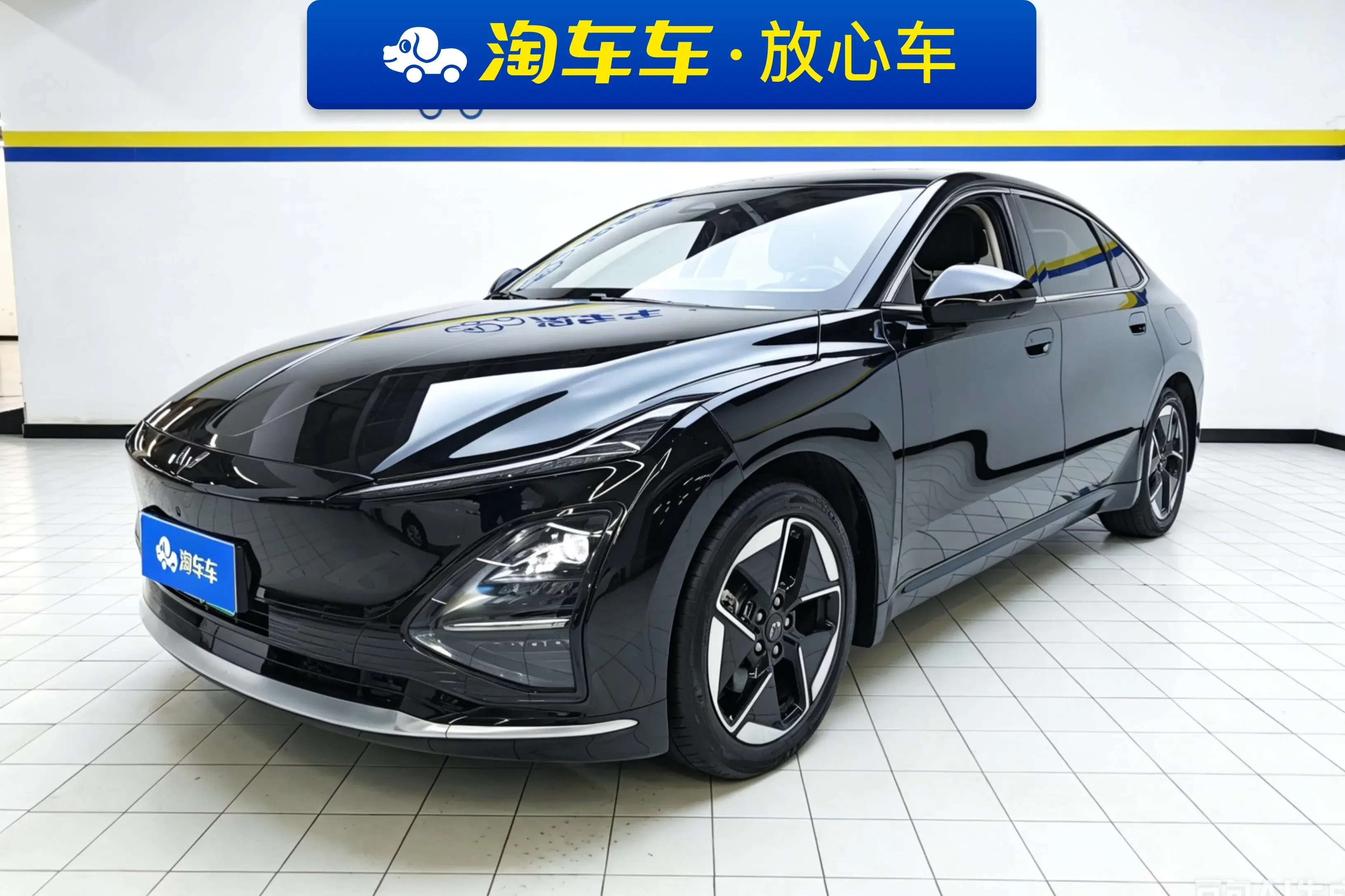 Wuling Starlight EV