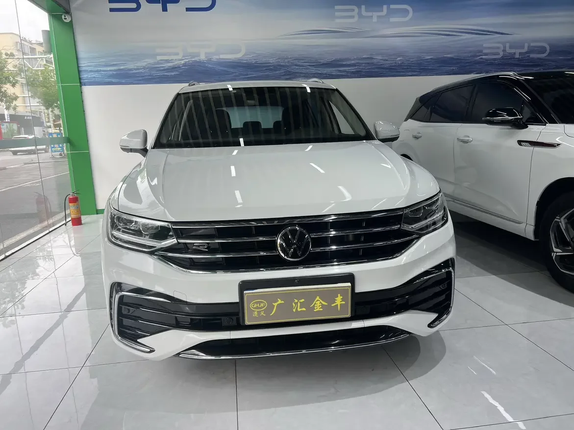 Volkswagen Tiguan L